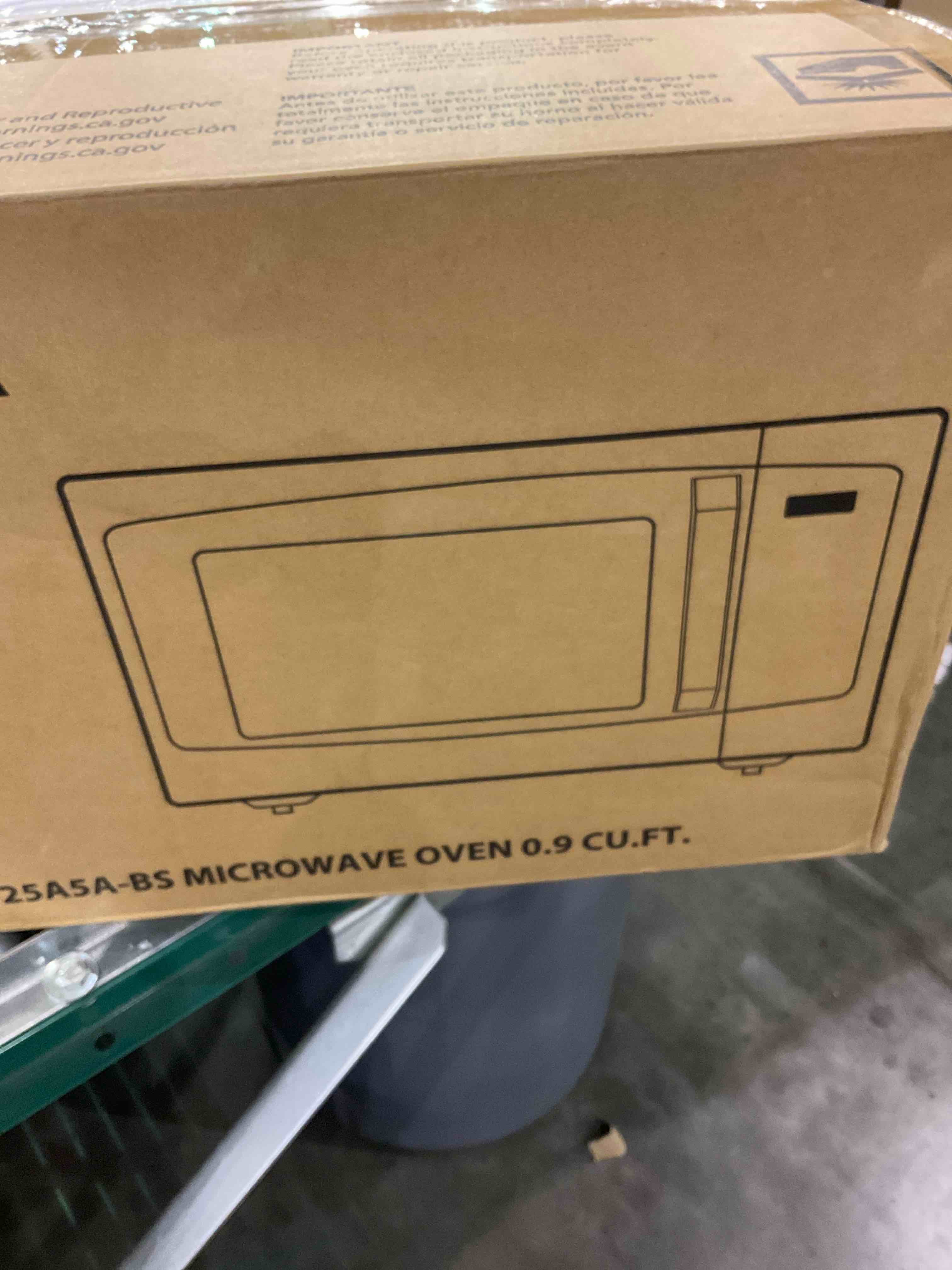 https://s3.amazonaws.com/lotting-images-prod/bidfta/BRN0197900_1725454093245.jpeg