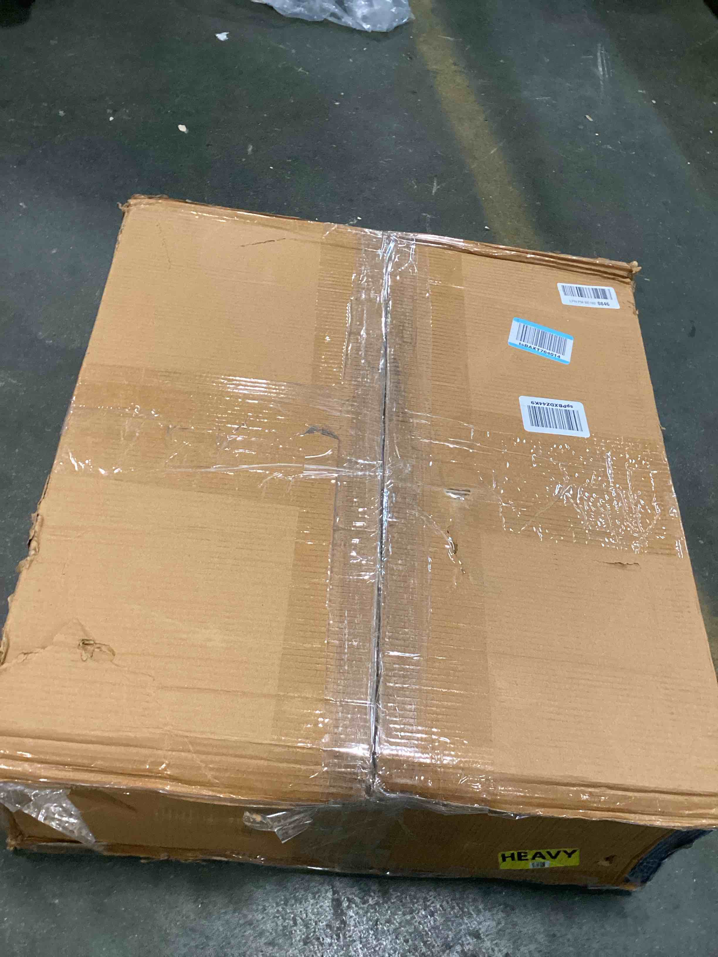 https://s3.amazonaws.com/lotting-images-prod/bidfta/BRN0199479_1726106025099.jpeg
