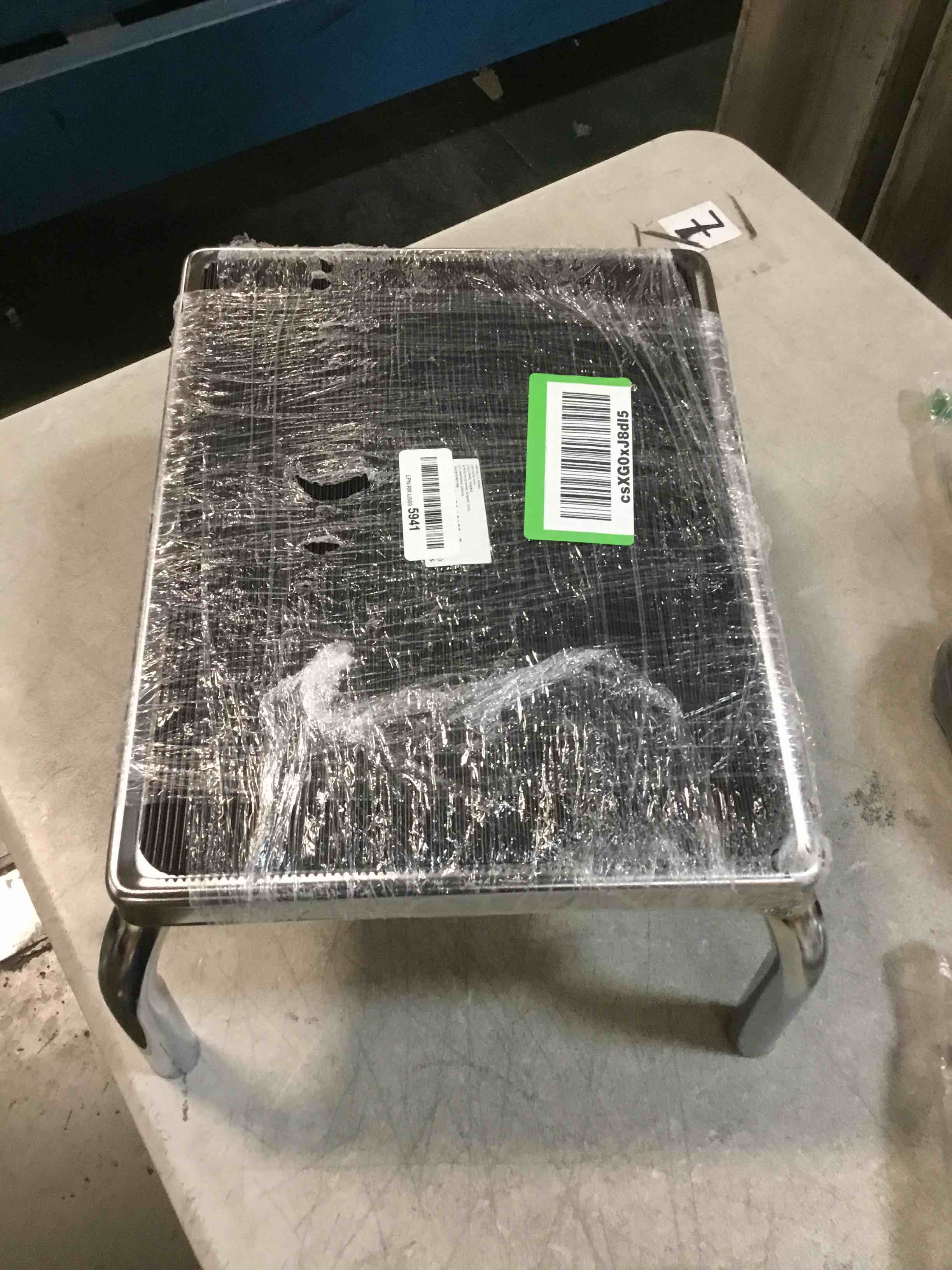 https://s3.amazonaws.com/lotting-images-prod/bidfta/BRN0204923_1727390087215.jpeg