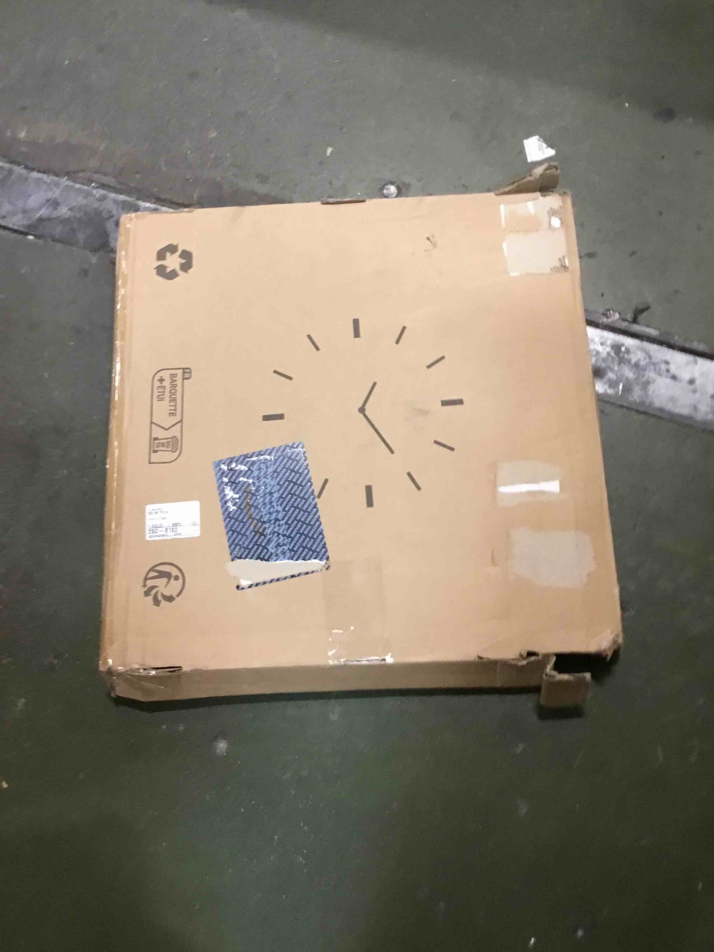 https://s3.amazonaws.com/lotting-images-prod/bidfta/BRN0205159_1727153617241.jpeg