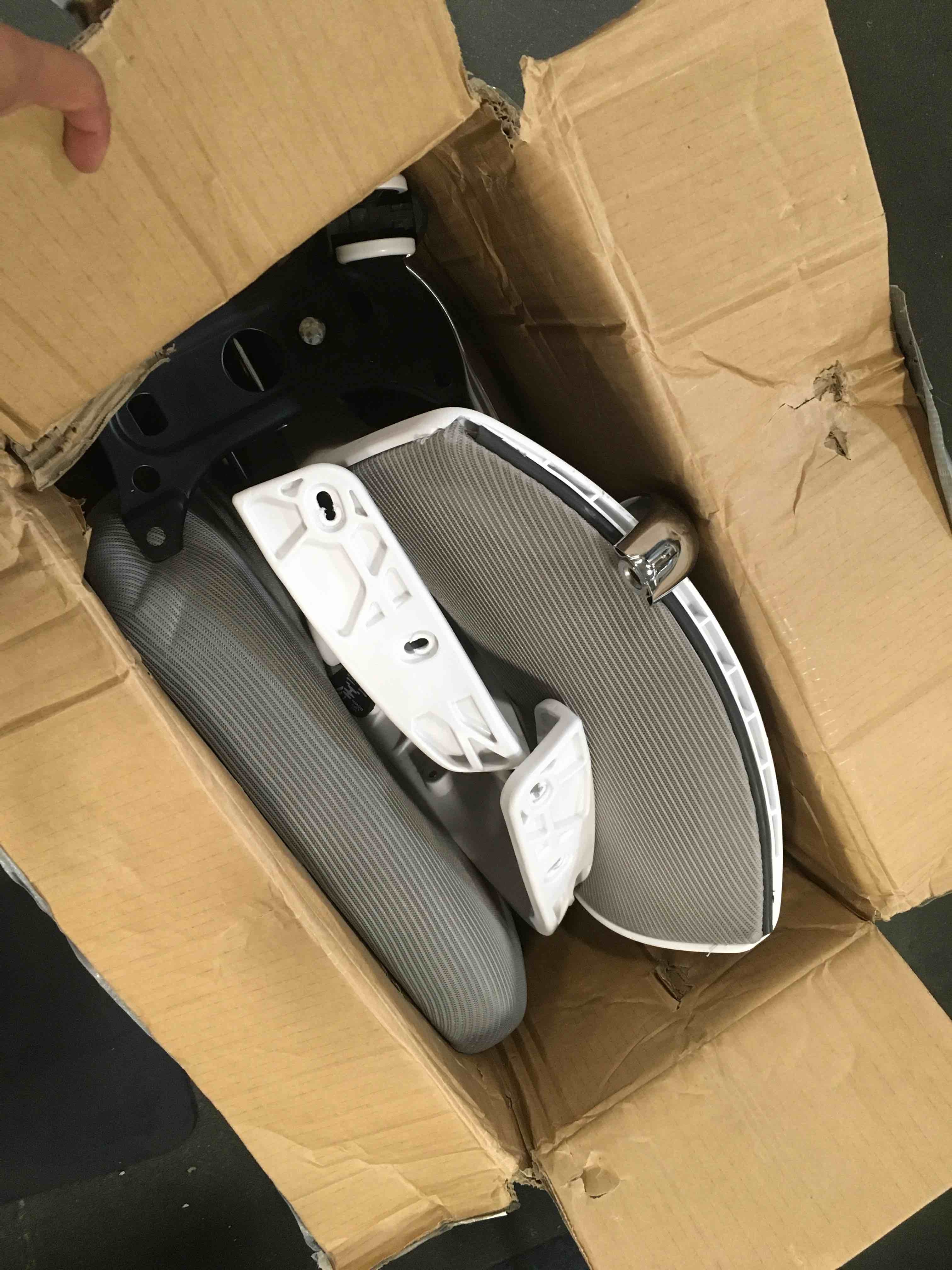 Panana Ergonomic Office Chair High Back Mesh Back Adjustable Headrest