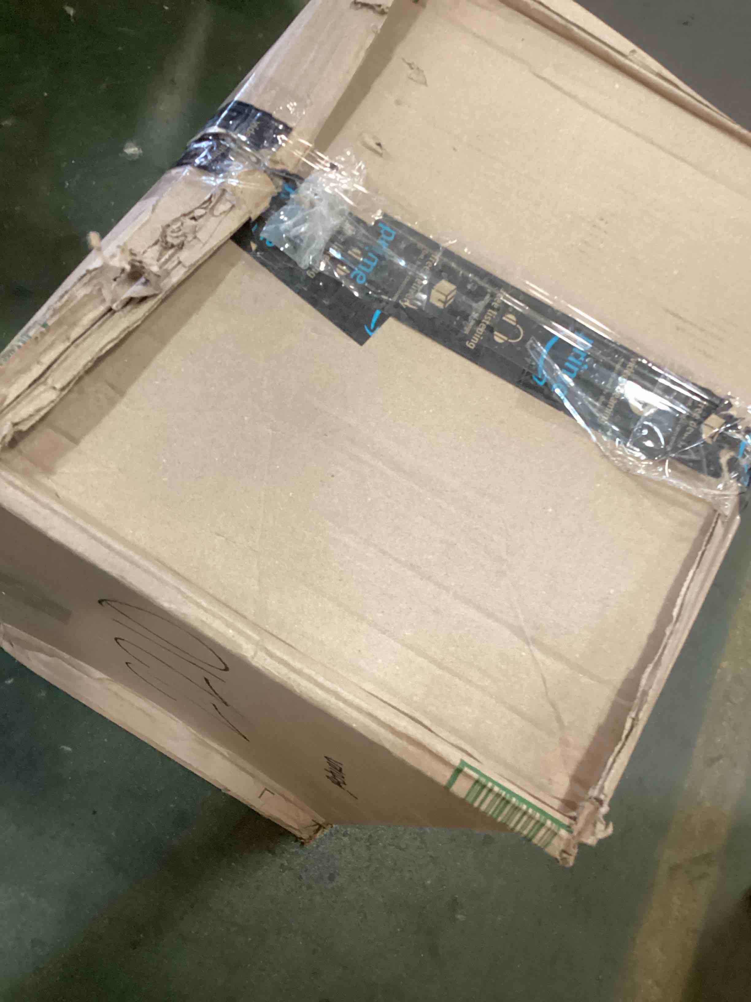 https://s3.amazonaws.com/lotting-images-prod/bidfta/BRN0210682_1726499693871.jpeg