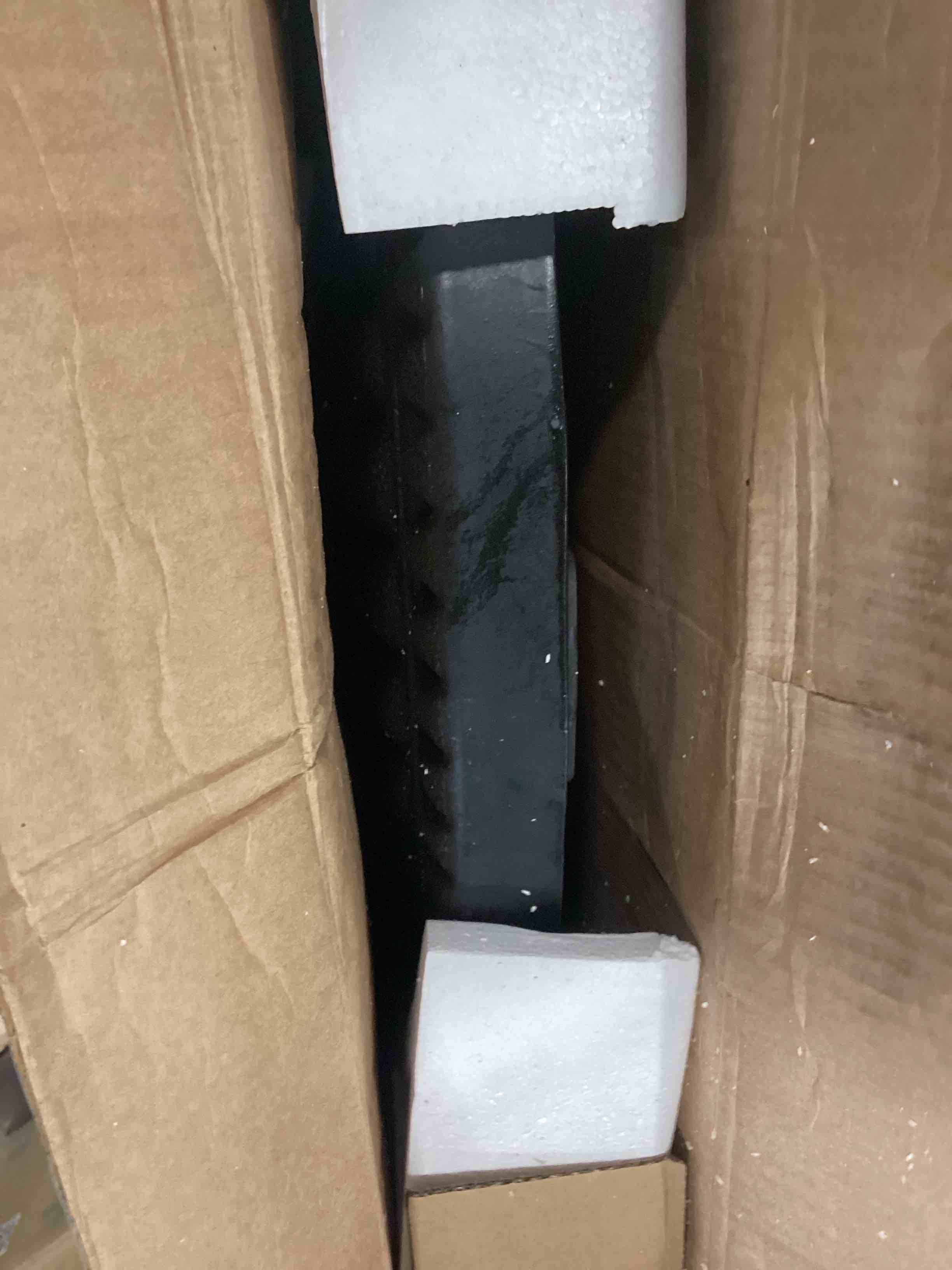 https://s3.amazonaws.com/lotting-images-prod/bidfta/BRN0211040_1726170317264.jpeg