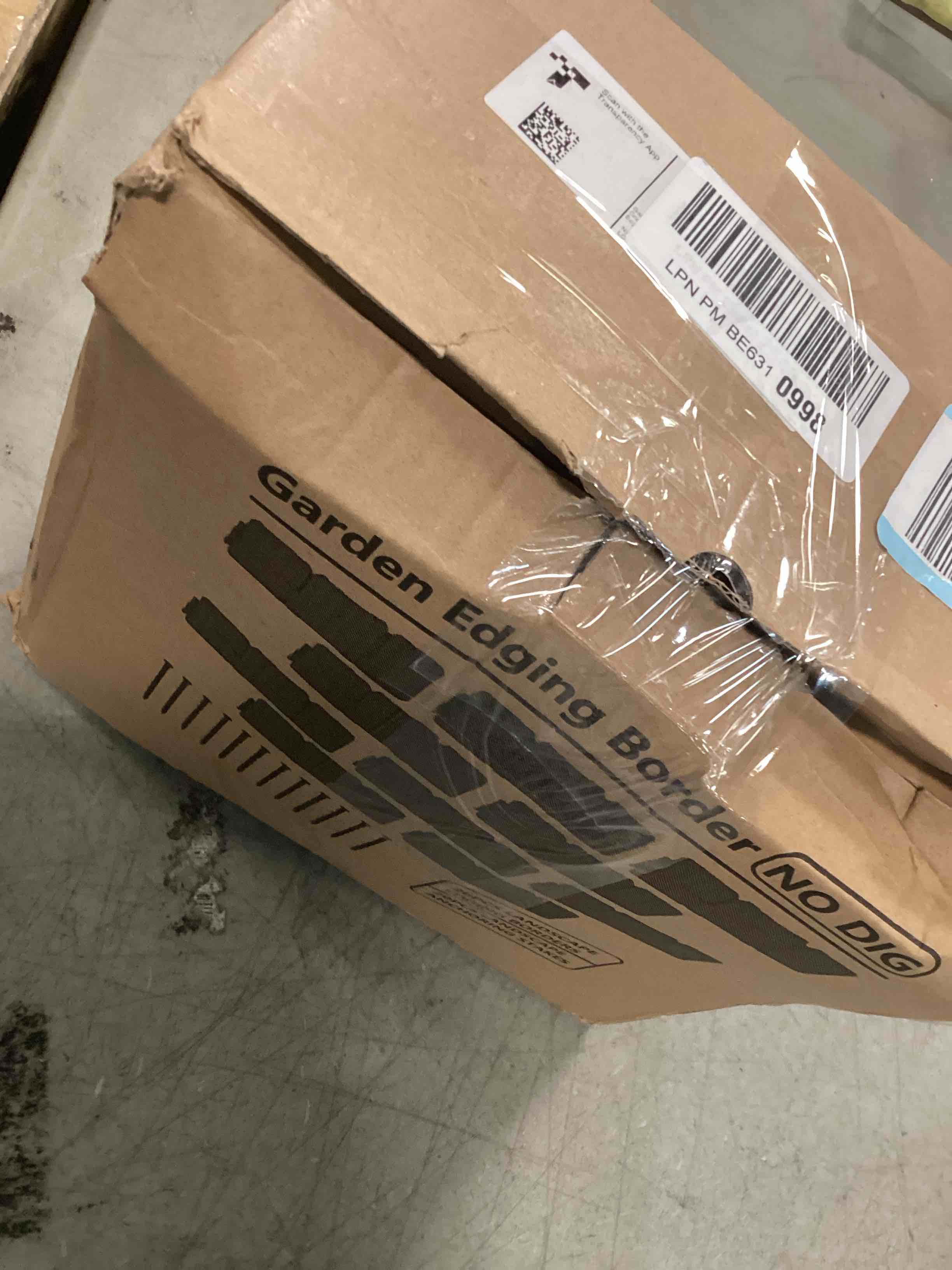 EasyFlex NoDig Landscape Edging with Anchoring Spikes, 2.7 in Tall