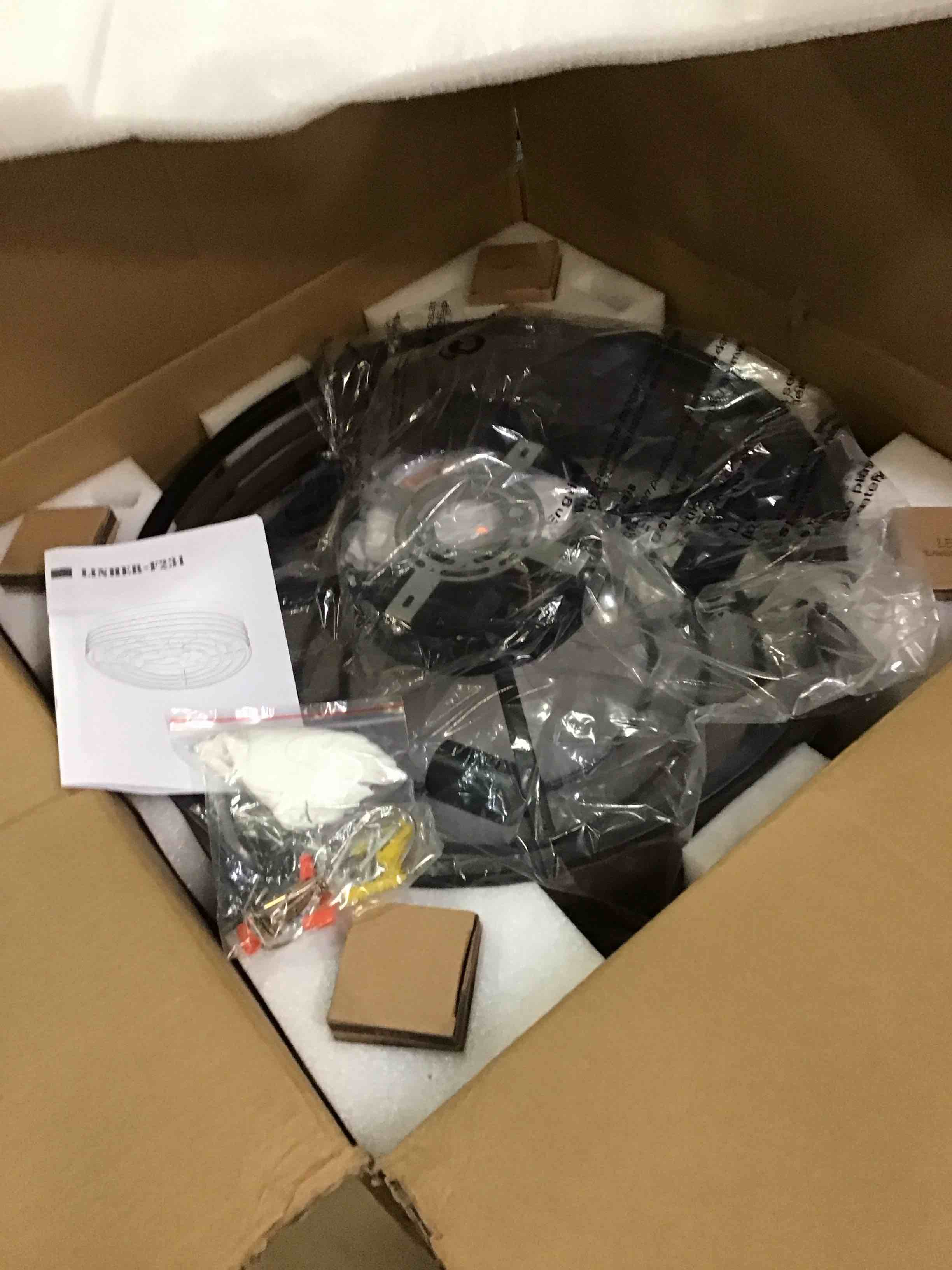 https://s3.amazonaws.com/lotting-images-prod/bidfta/BRN0212560_1726756521499.jpeg