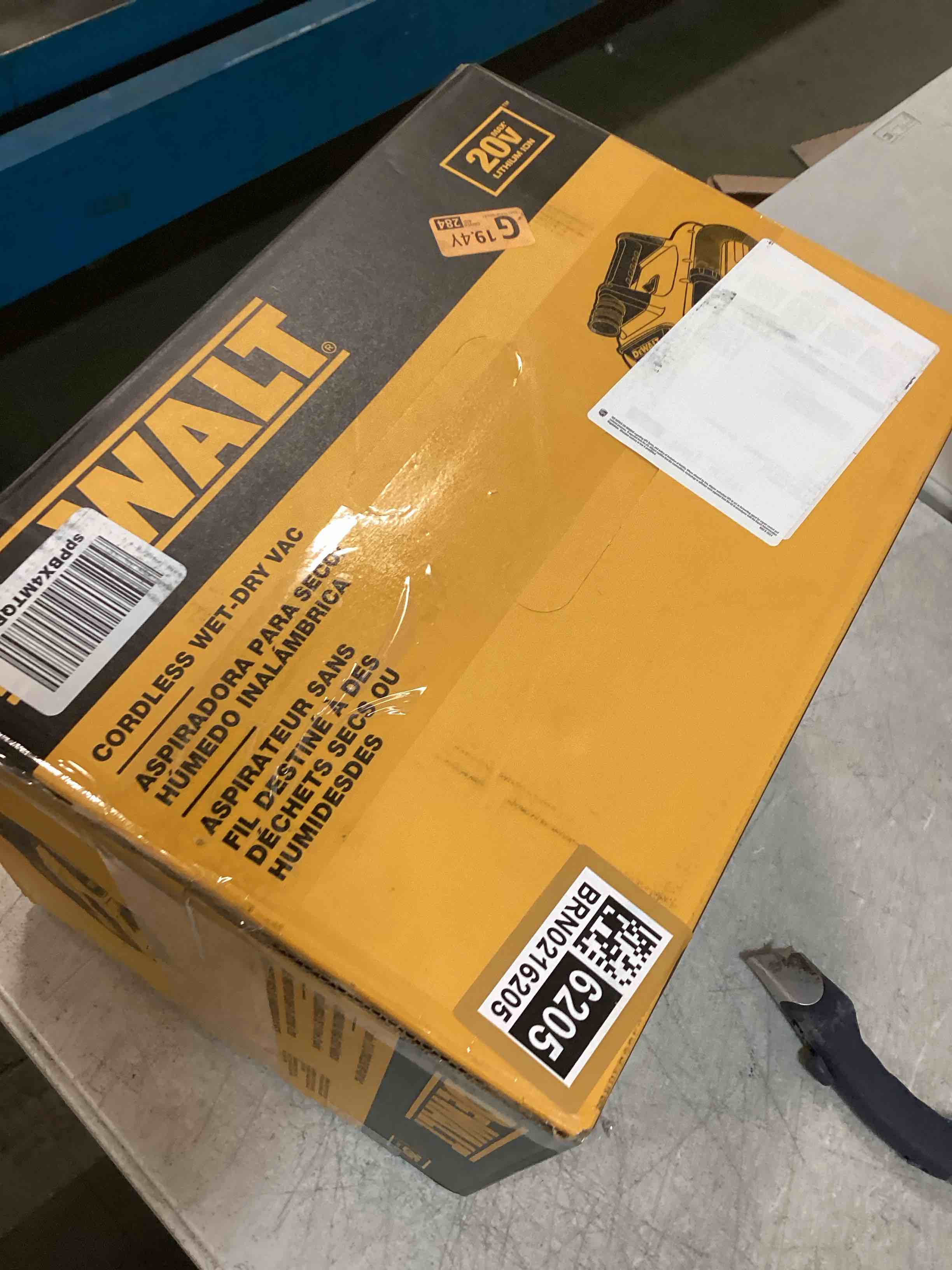 https://s3.amazonaws.com/lotting-images-prod/bidfta/BRN0216205_1727368387816.jpeg
