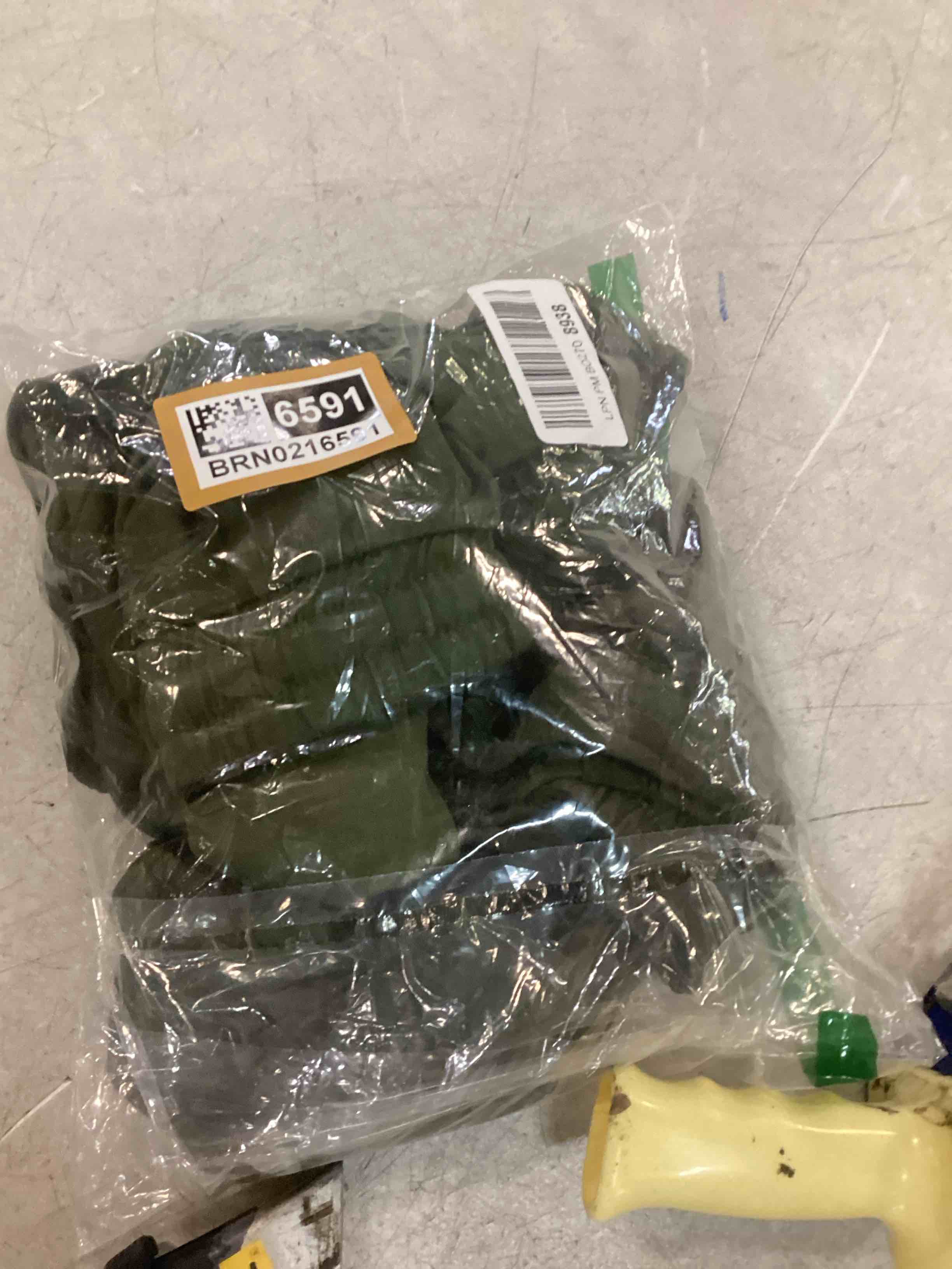 camouflage jogging pants