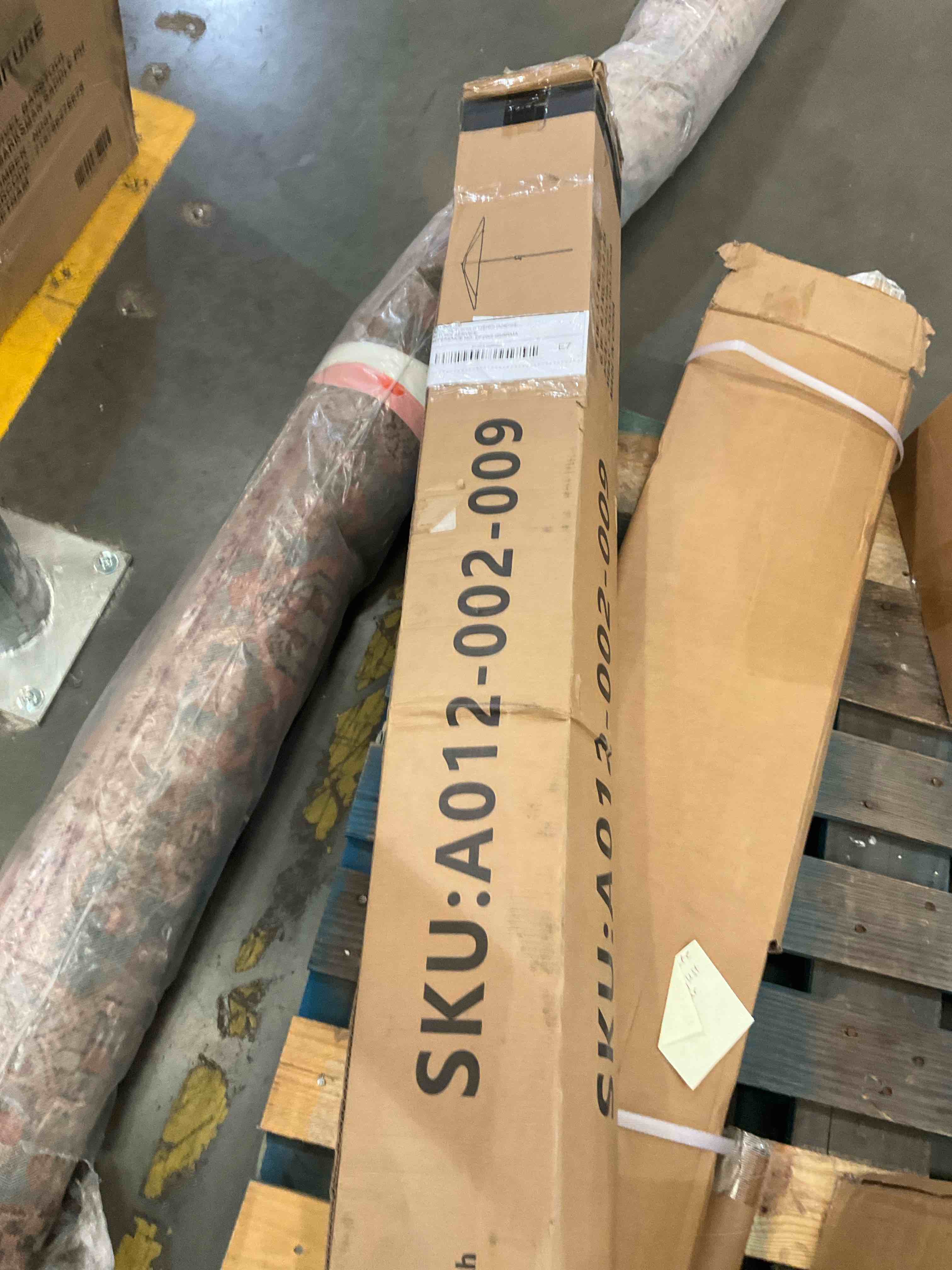 https://s3.amazonaws.com/lotting-images-prod/bidfta/BRN0220525_1729530385673.jpeg