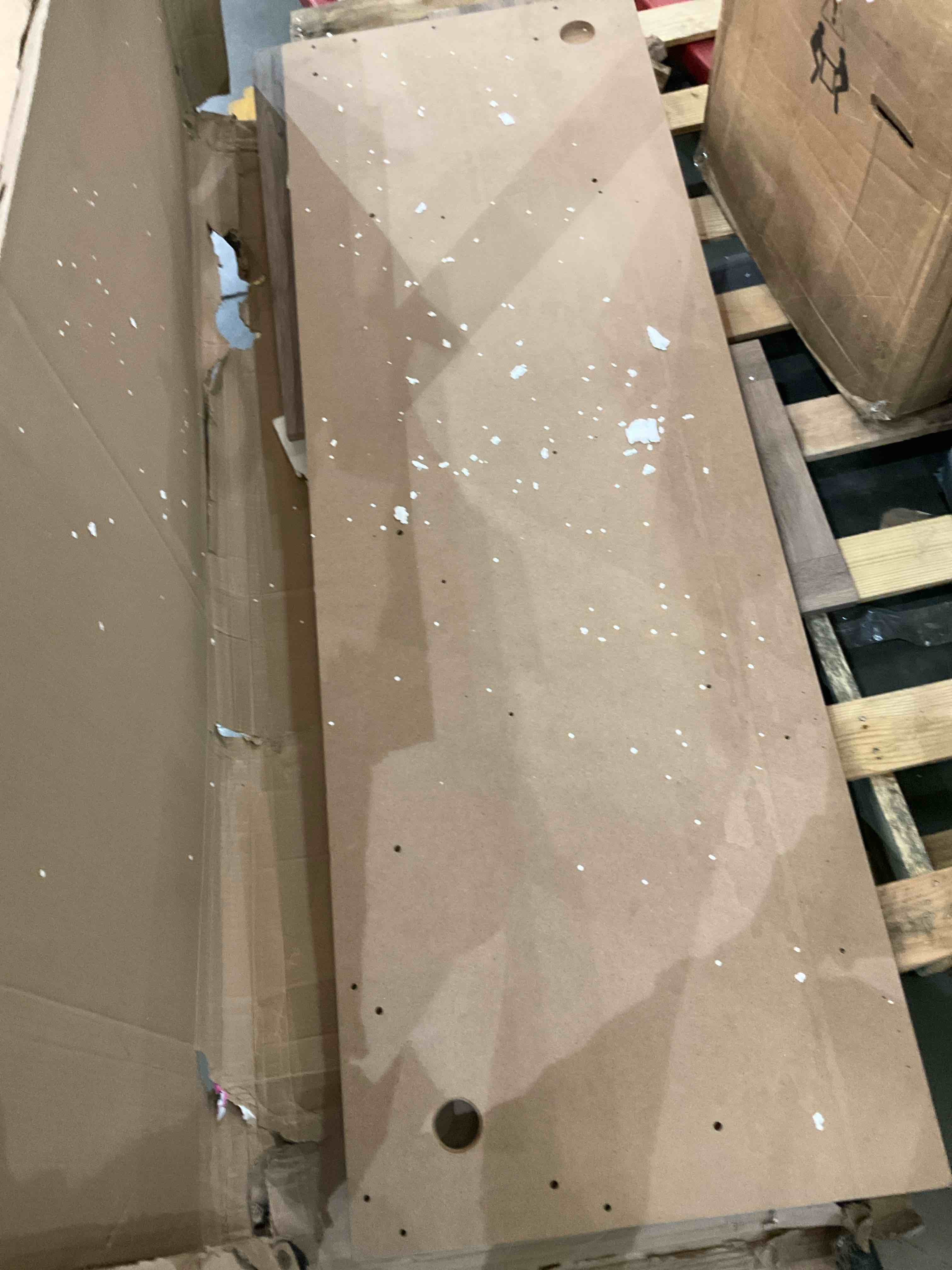 https://s3.amazonaws.com/lotting-images-prod/bidfta/BRN0220530_1729693966134.jpeg