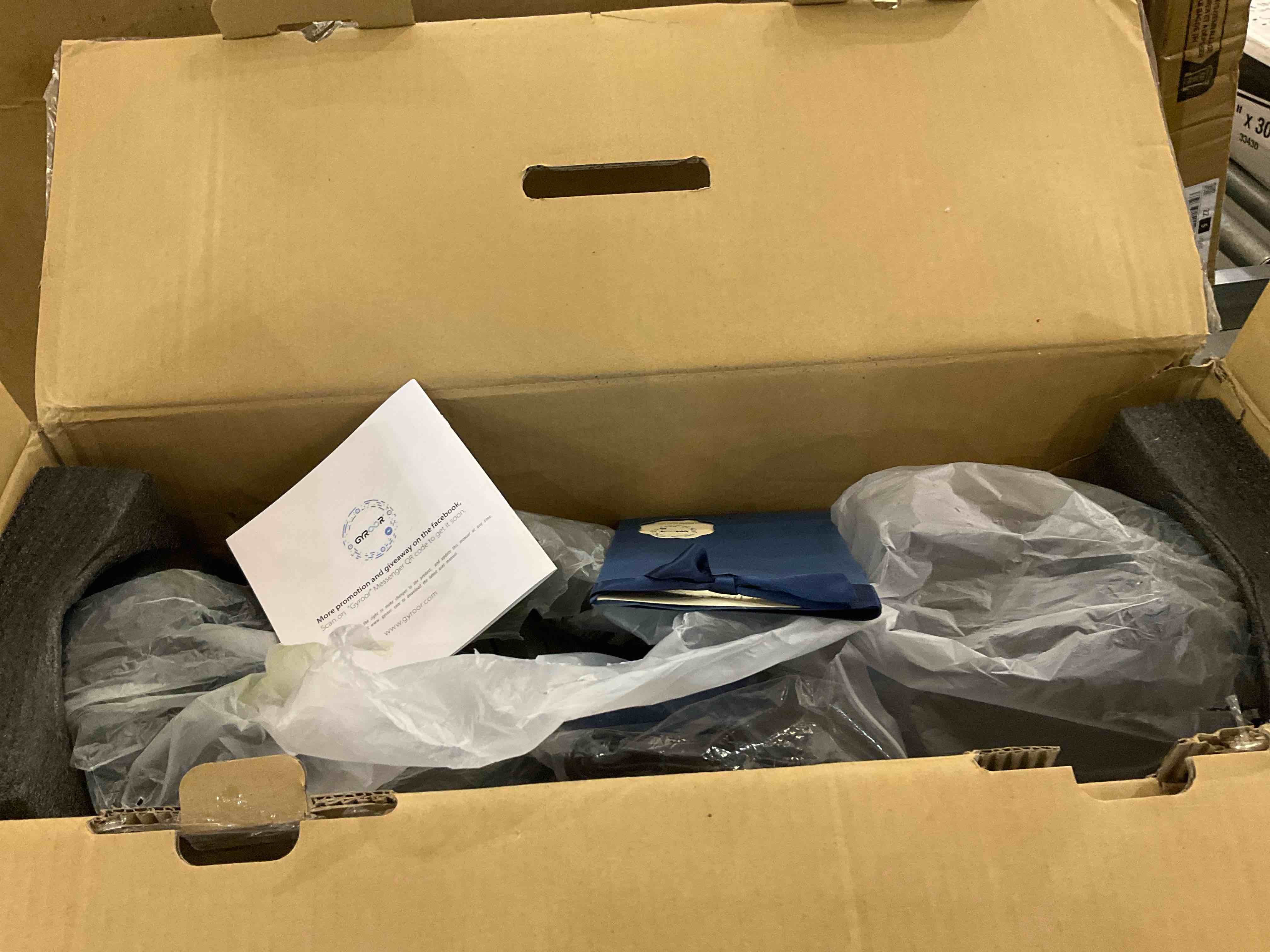 https://s3.amazonaws.com/lotting-images-prod/bidfta/BRN0220821_1728932651191.jpeg