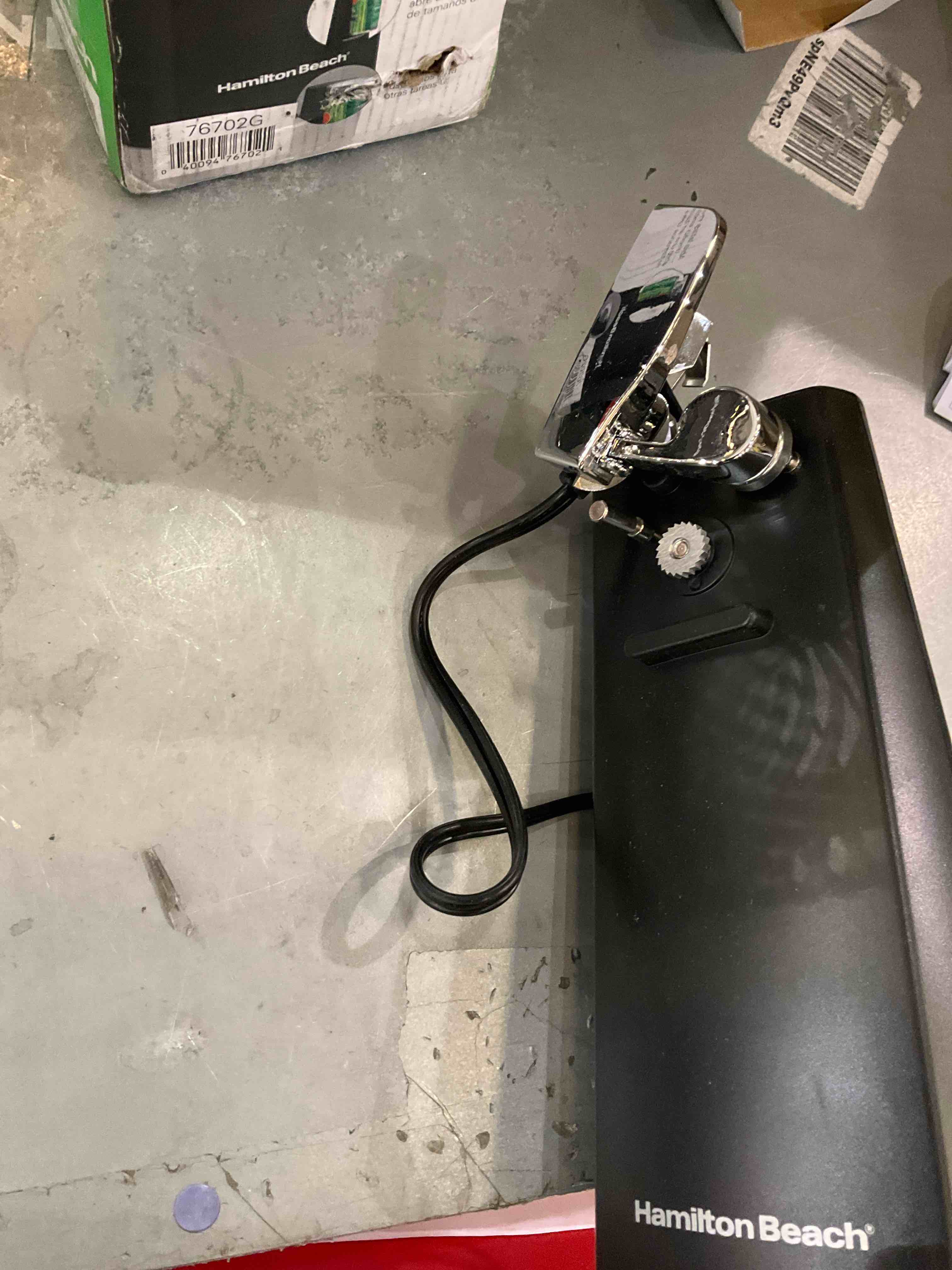 Hamilton Beach Electric Automatic Can Opener with EasyClean Detachable