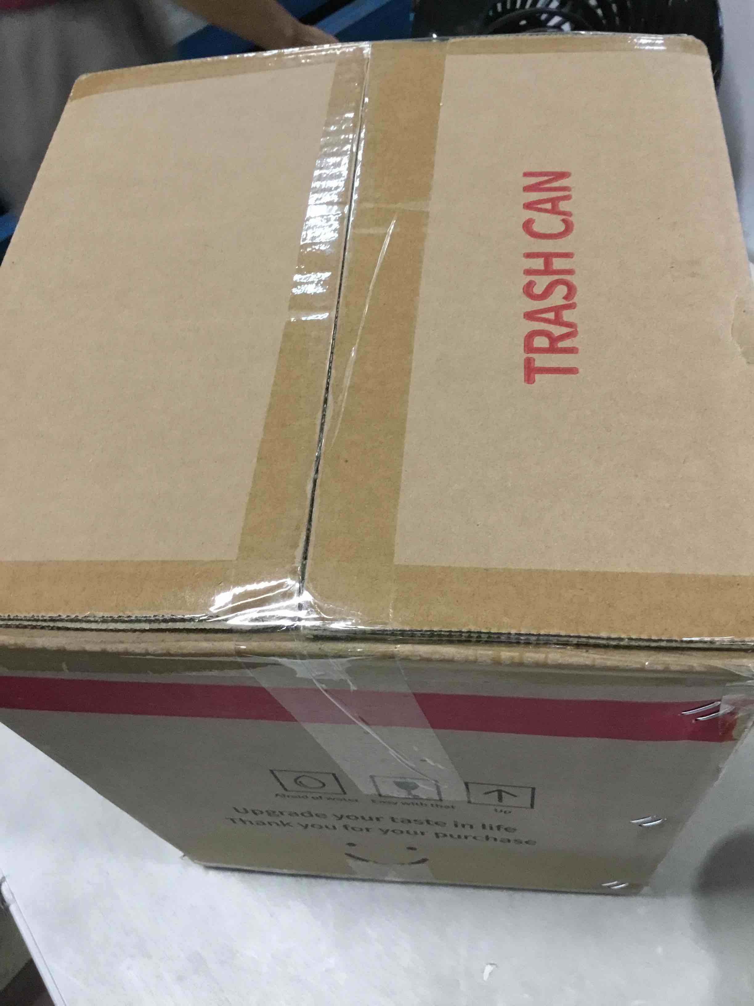 https://s3.amazonaws.com/lotting-images-prod/bidfta/BRN0222439_1726838836212.jpeg