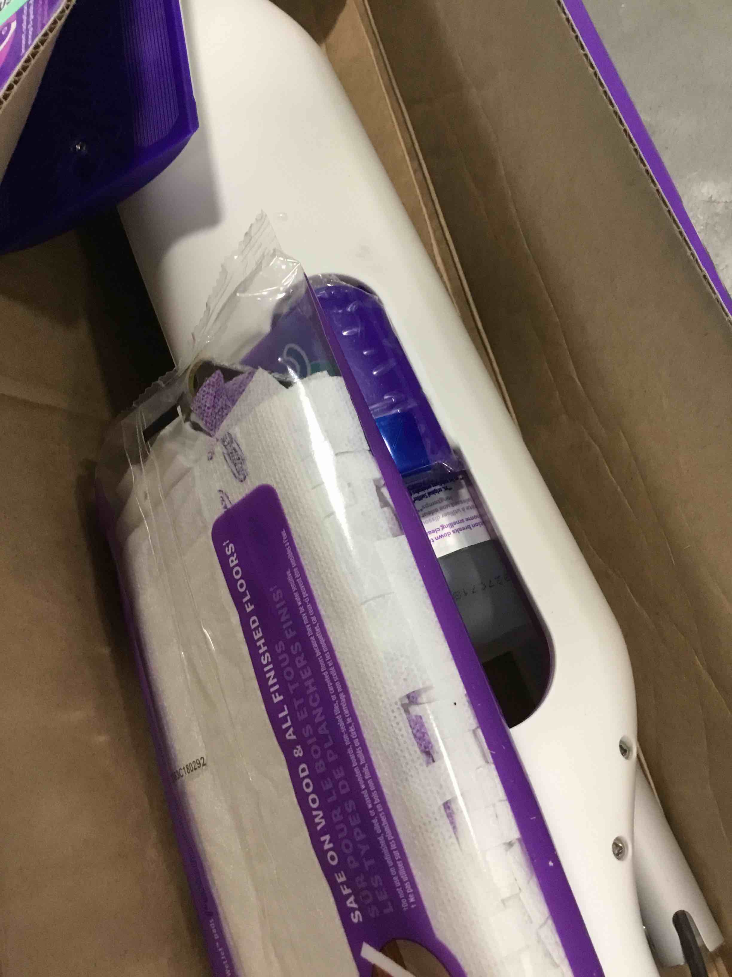 https://s3.amazonaws.com/lotting-images-prod/bidfta/BRN0223493_1726148349819.jpeg