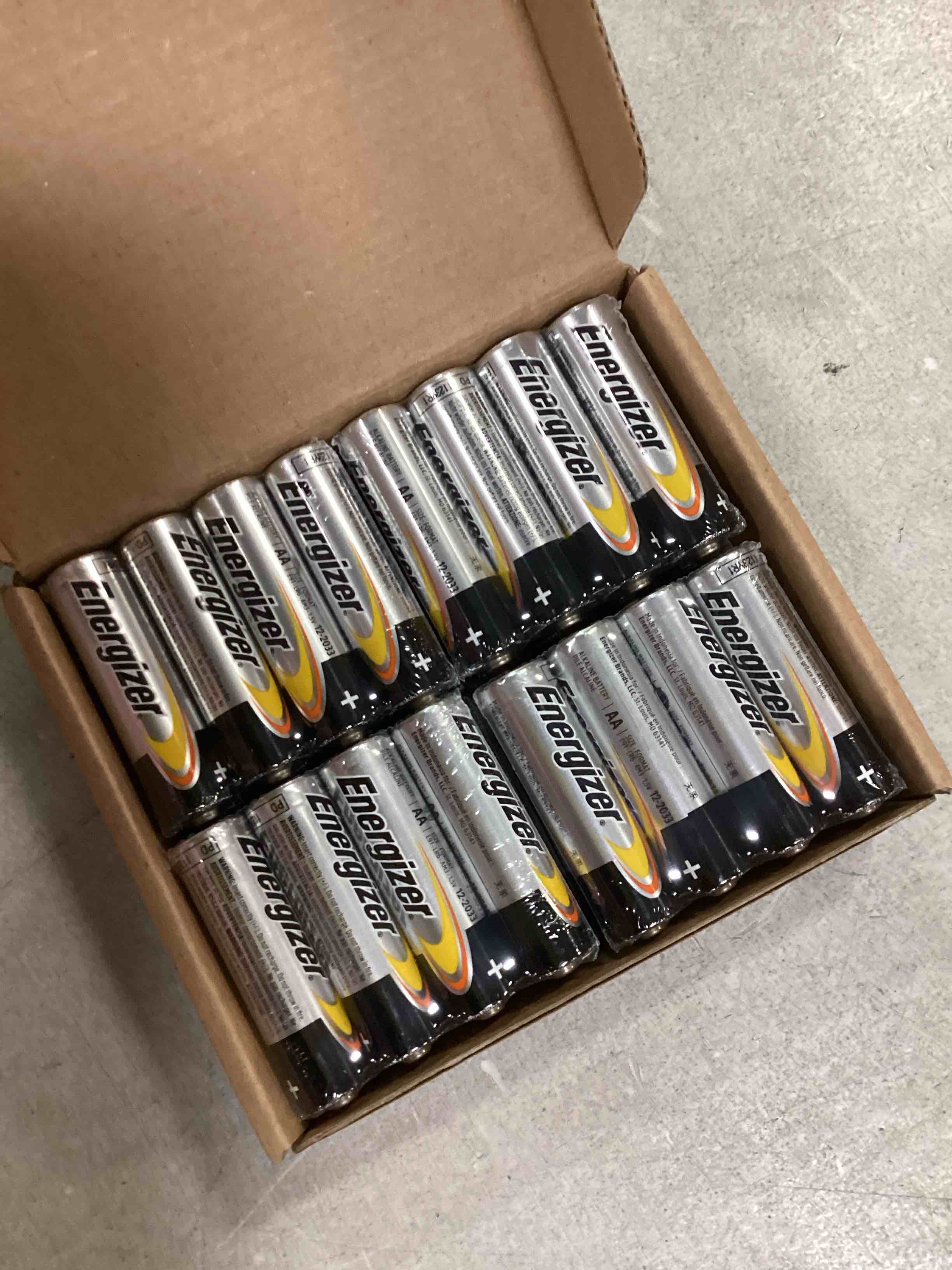 https://s3.amazonaws.com/lotting-images-prod/bidfta/BRN0227316_1726543385912.jpeg