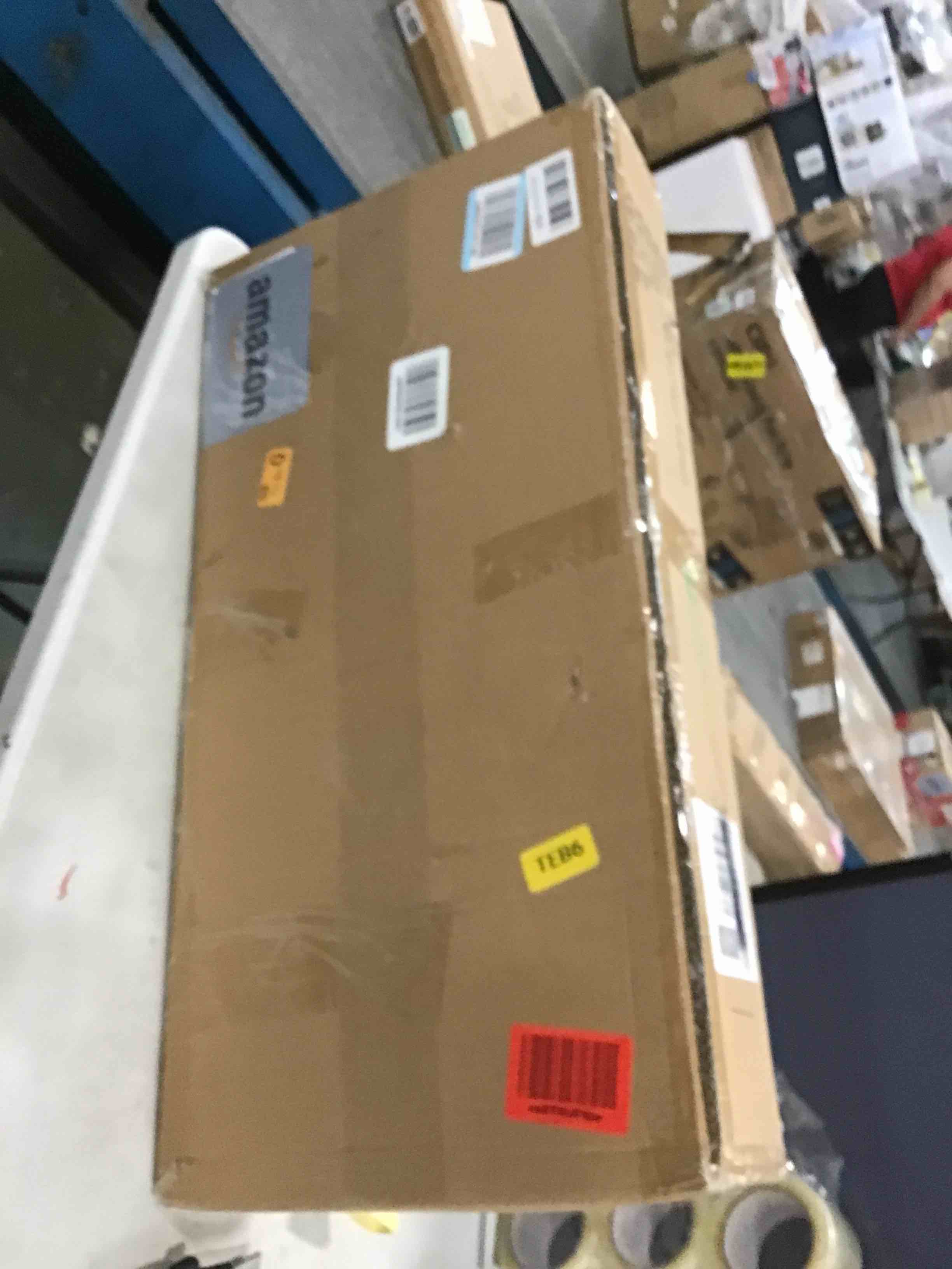 https://s3.amazonaws.com/lotting-images-prod/bidfta/BRN0228525_1726498376682.jpeg