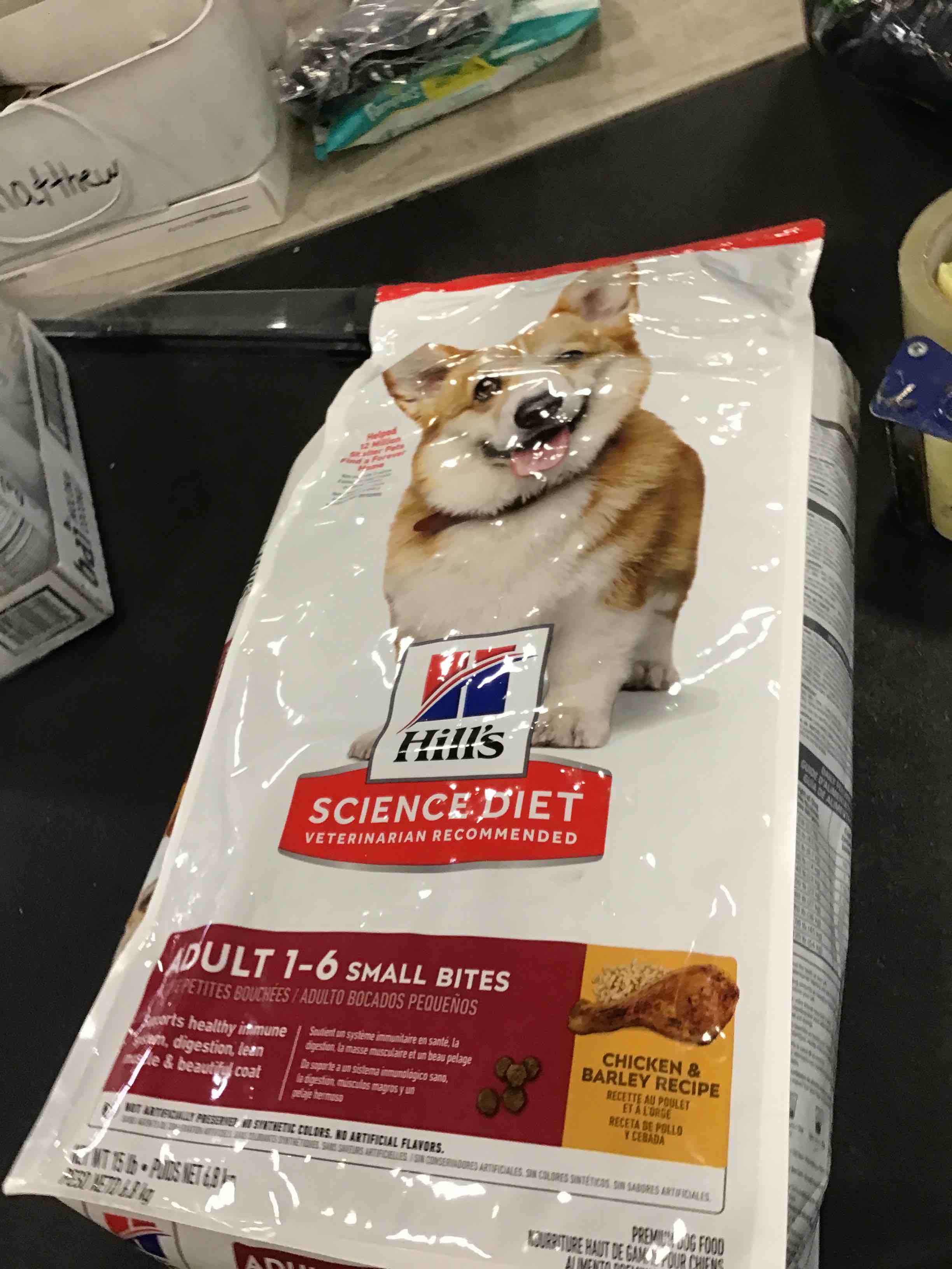 (BBD 10/25). Hill's Science Diet Dry Dog Food, Adult, Small Bites