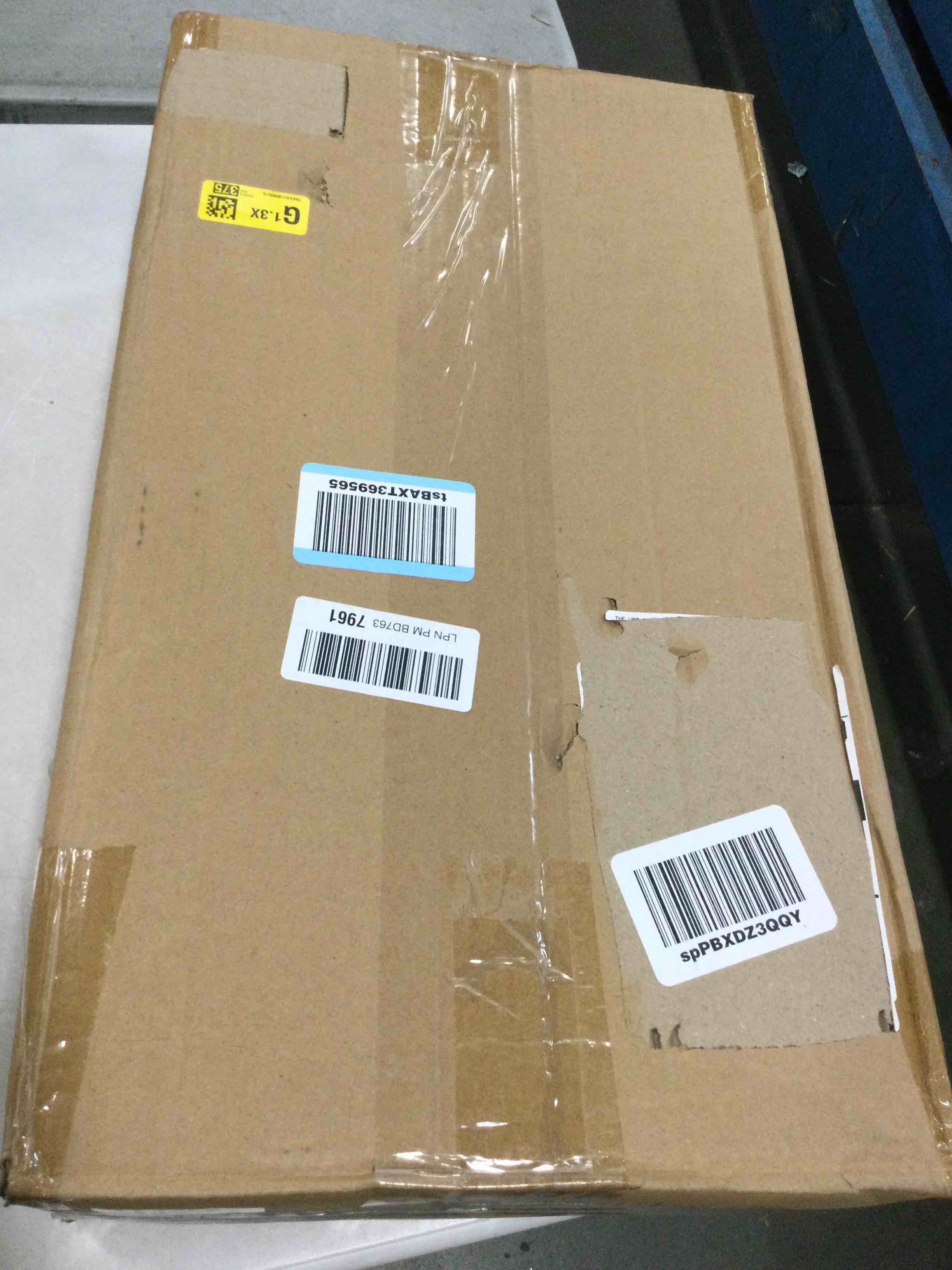 https://s3.amazonaws.com/lotting-images-prod/bidfta/BRN0233892_1726283923889.jpeg