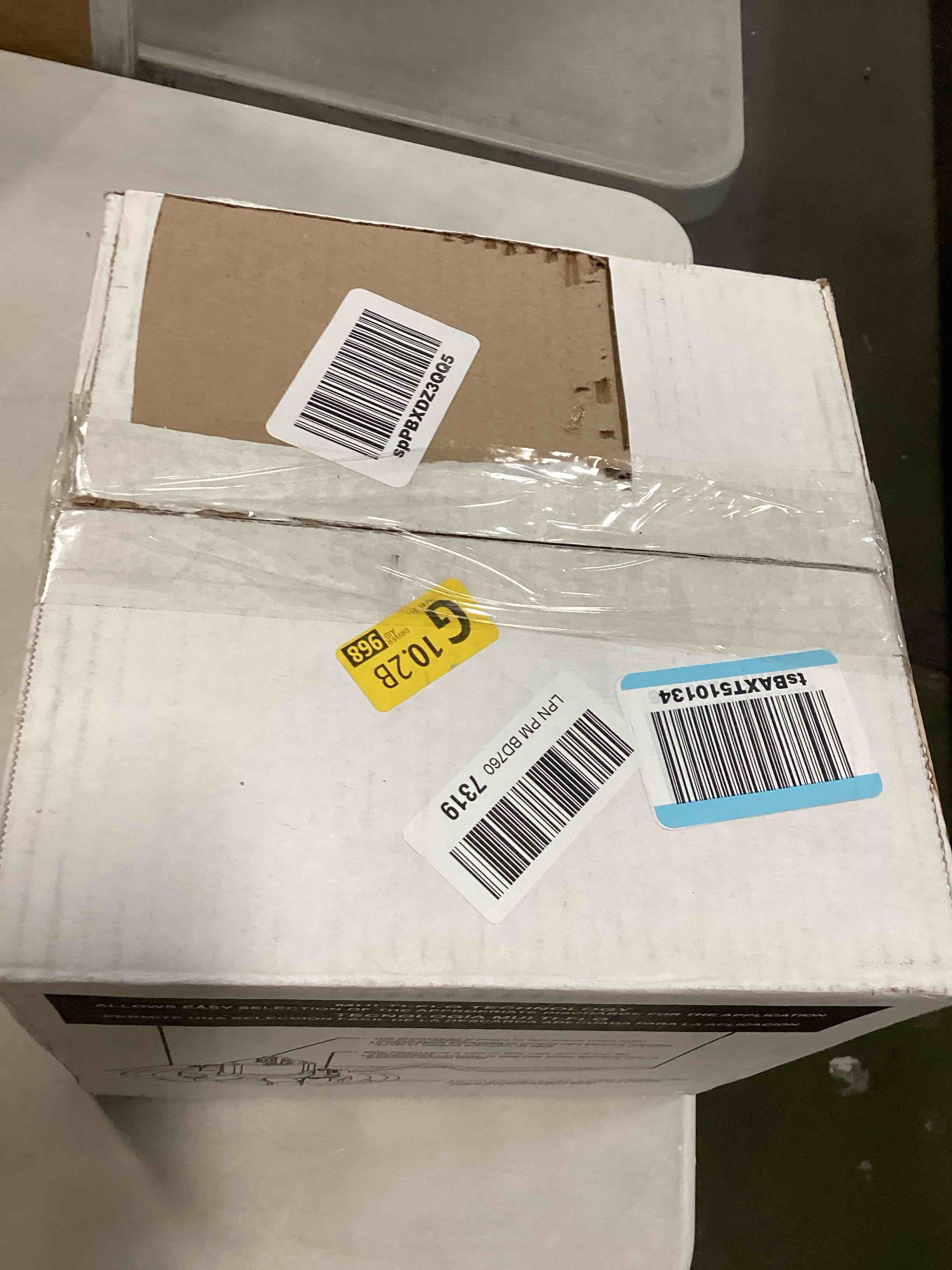 https://s3.amazonaws.com/lotting-images-prod/bidfta/BRN0233894_1726282700189.jpeg