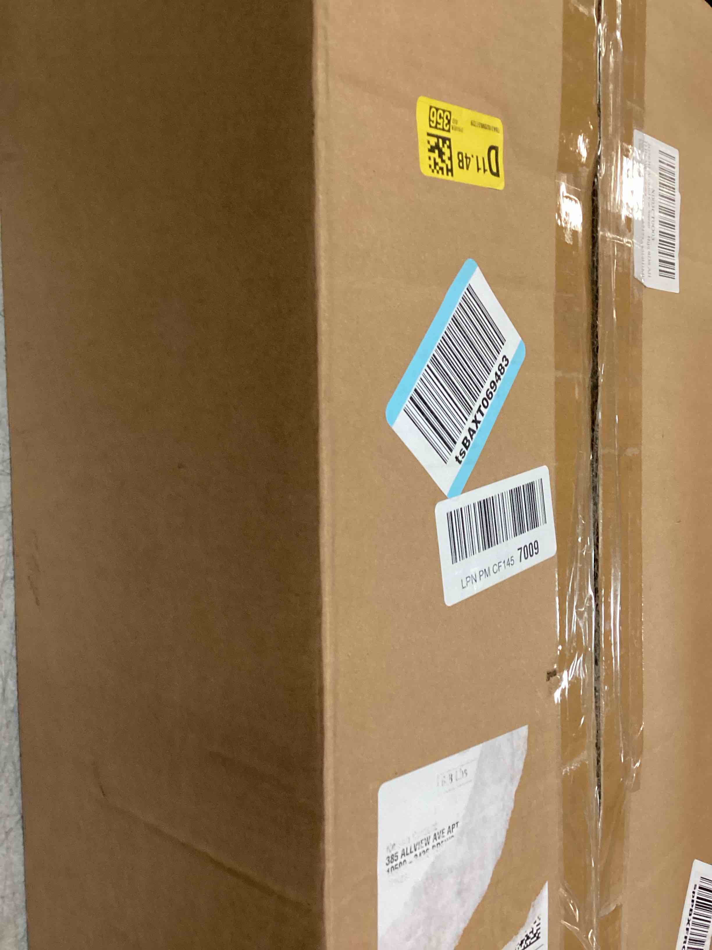 https://s3.amazonaws.com/lotting-images-prod/bidfta/BRN0235296_1726761330984.jpeg