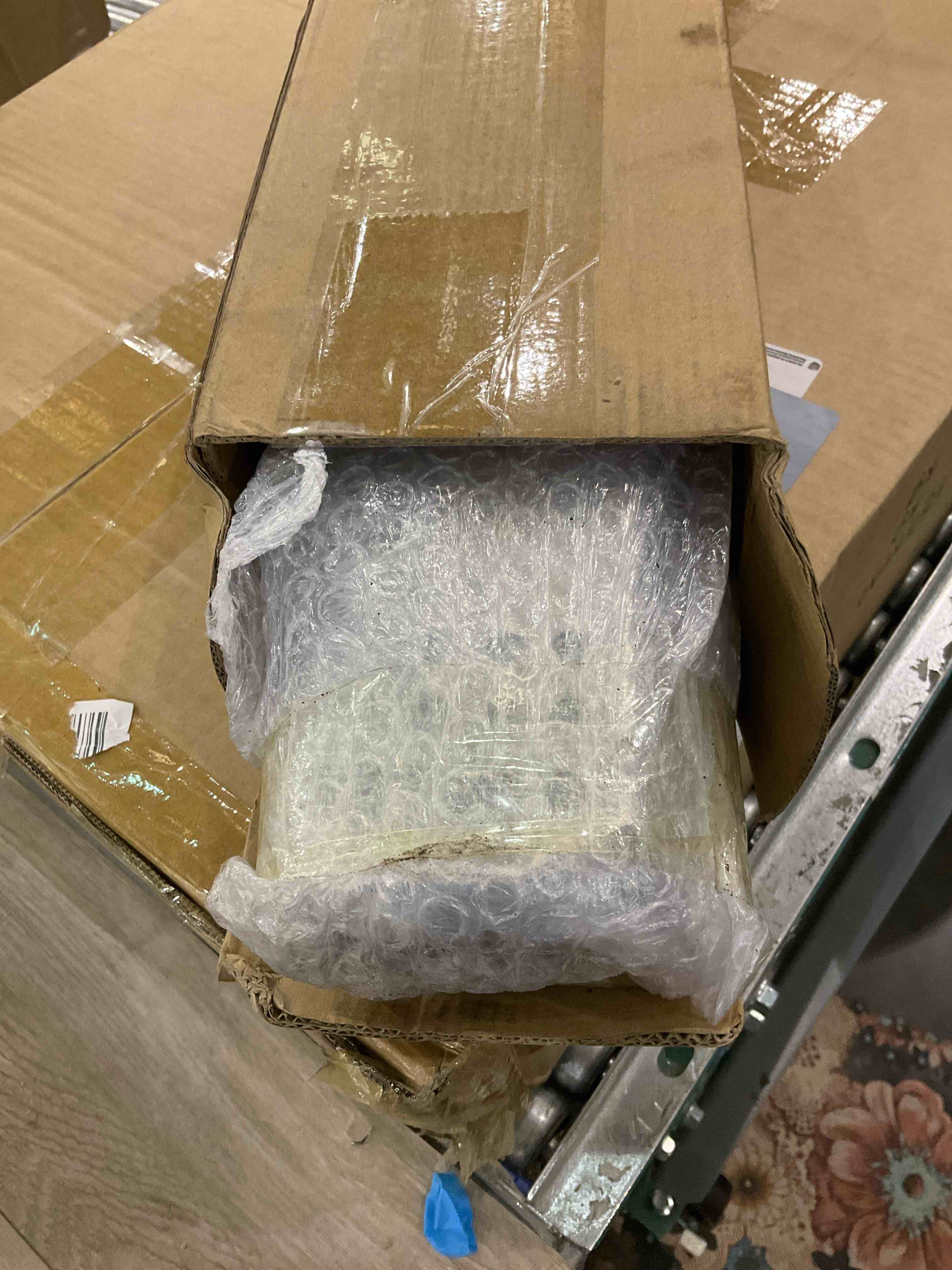 https://s3.amazonaws.com/lotting-images-prod/bidfta/BRN0238110_1726234503374.jpeg