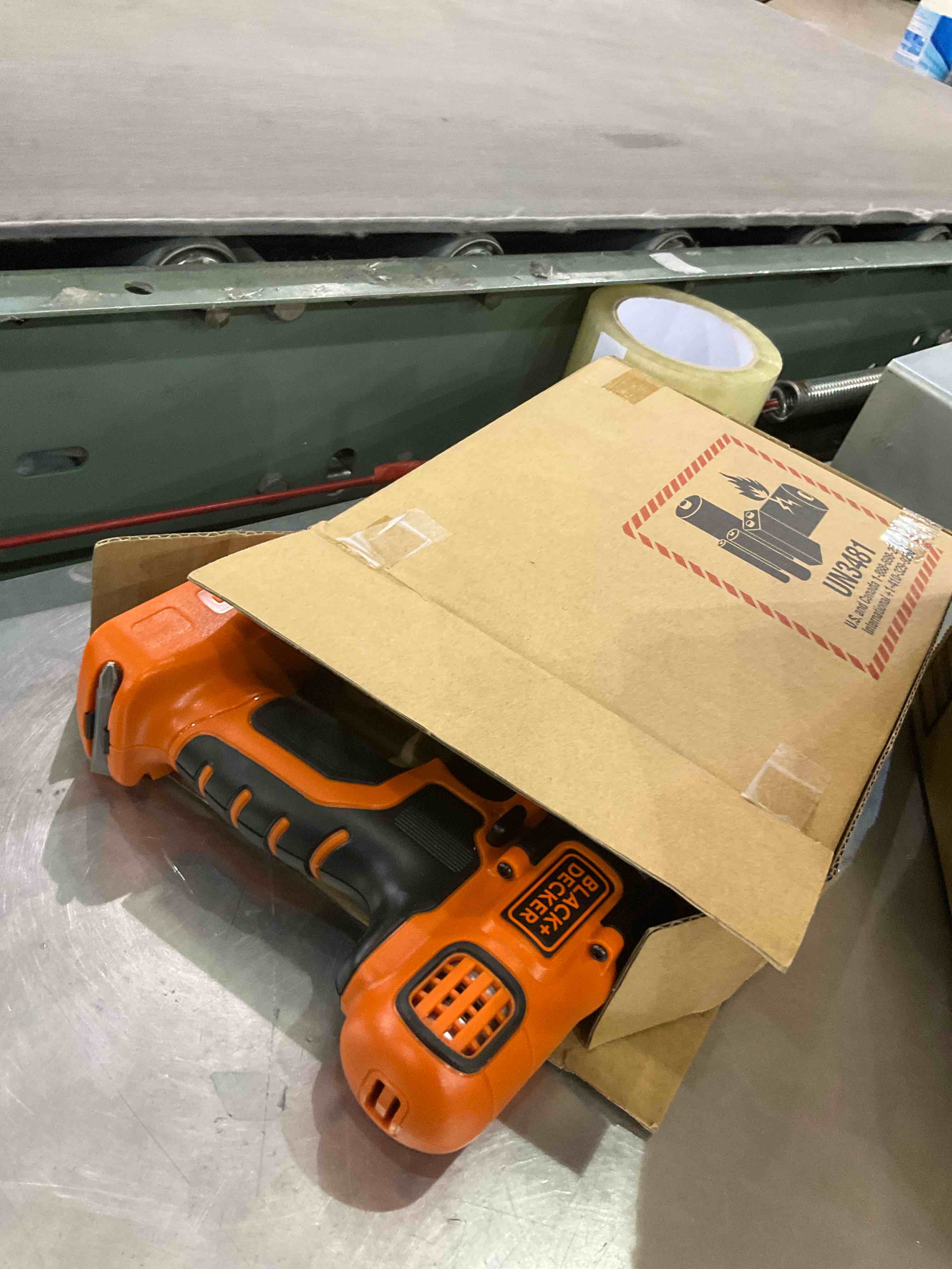 https://s3.amazonaws.com/lotting-images-prod/bidfta/BRN0238678_1726230118450.jpeg
