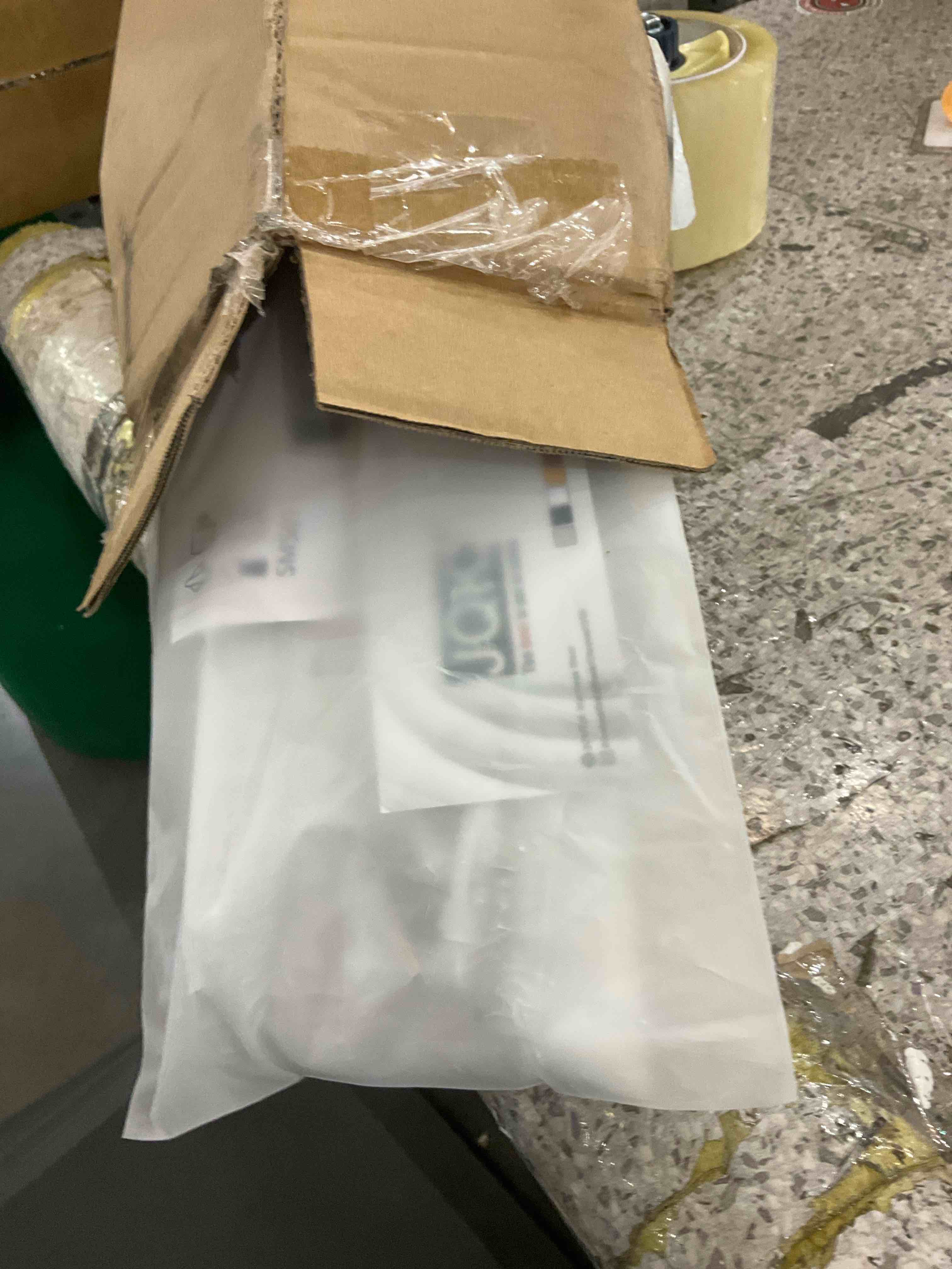 https://s3.amazonaws.com/lotting-images-prod/bidfta/BRN0239560_1726086248841.jpeg