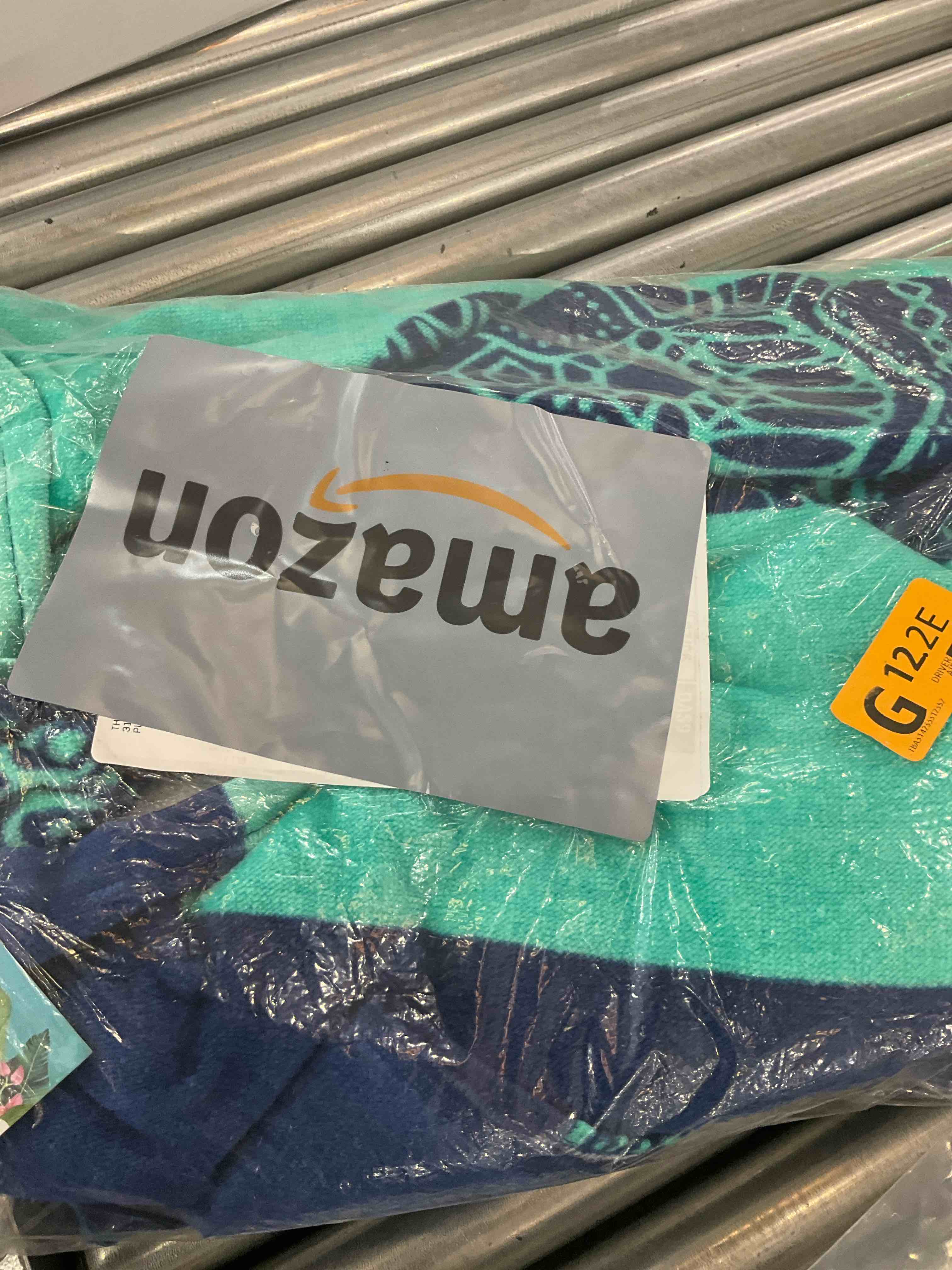 https://s3.amazonaws.com/lotting-images-prod/bidfta/BRN0239682_1726084052435.jpeg