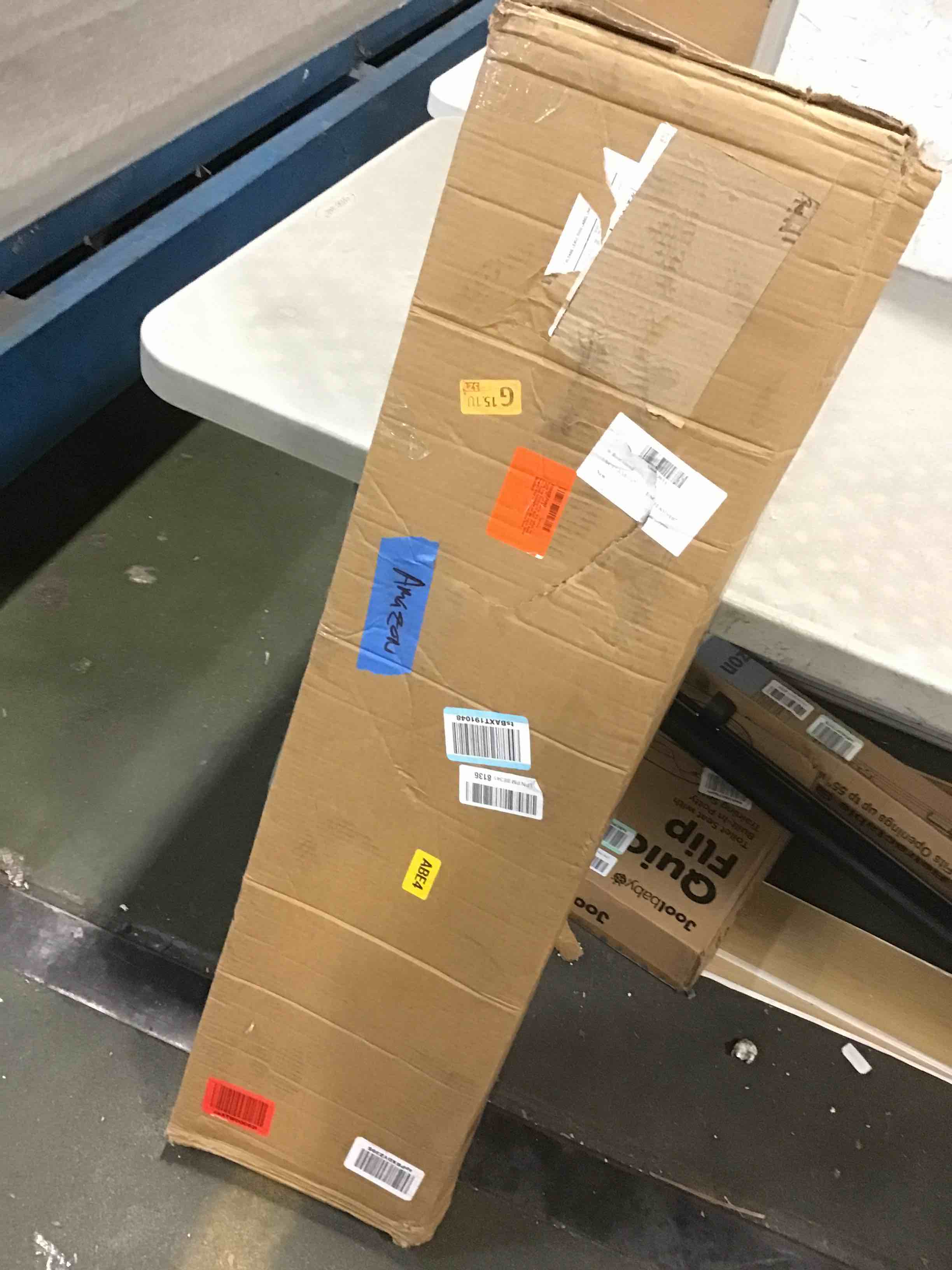 https://s3.amazonaws.com/lotting-images-prod/bidfta/BRN0242449_1729124130941.jpeg