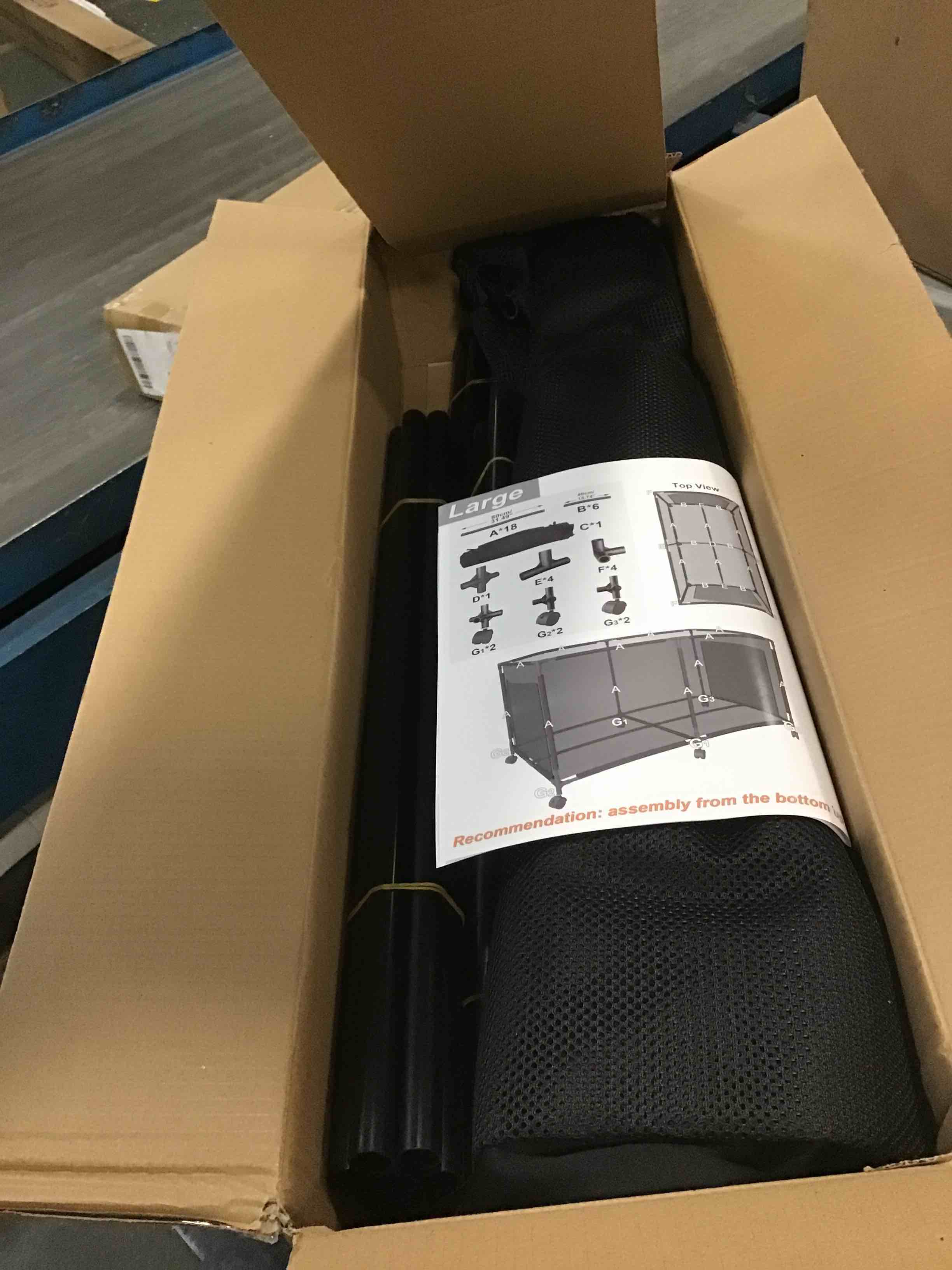 https://s3.amazonaws.com/lotting-images-prod/bidfta/BRN0242989_1728694667054.jpeg