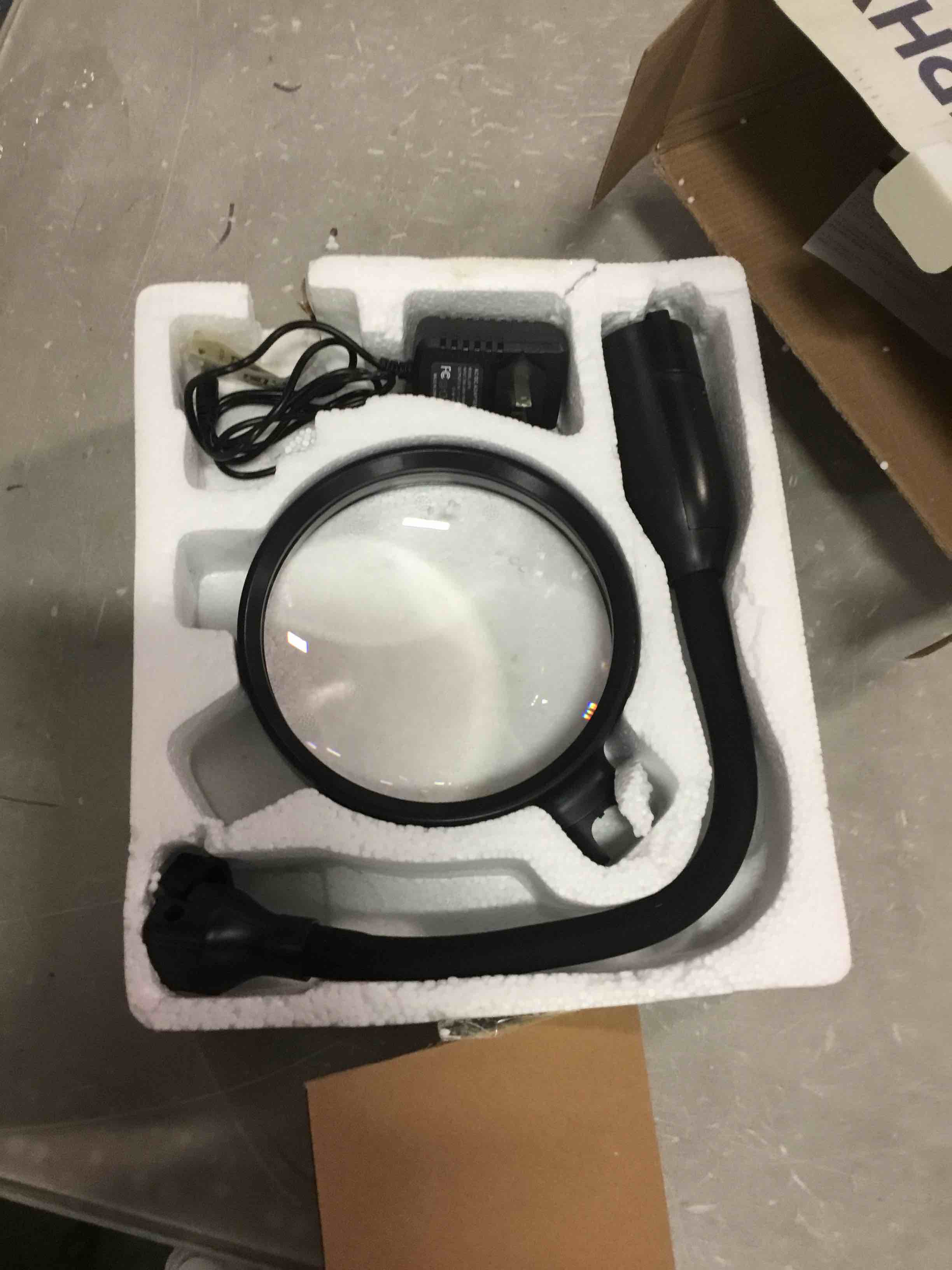 https://s3.amazonaws.com/lotting-images-prod/bidfta/BRN0244027_1730299479339.jpeg