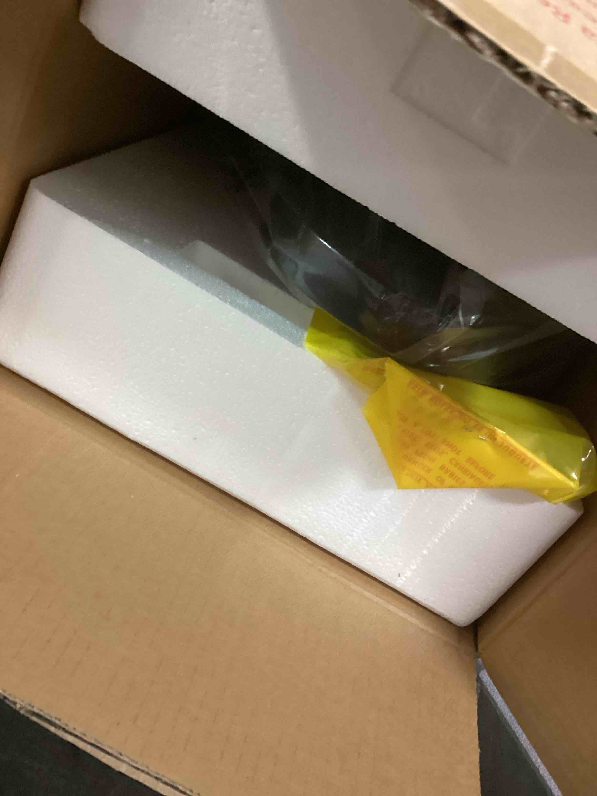 https://s3.amazonaws.com/lotting-images-prod/bidfta/BRN0244744_1729608293430.jpeg