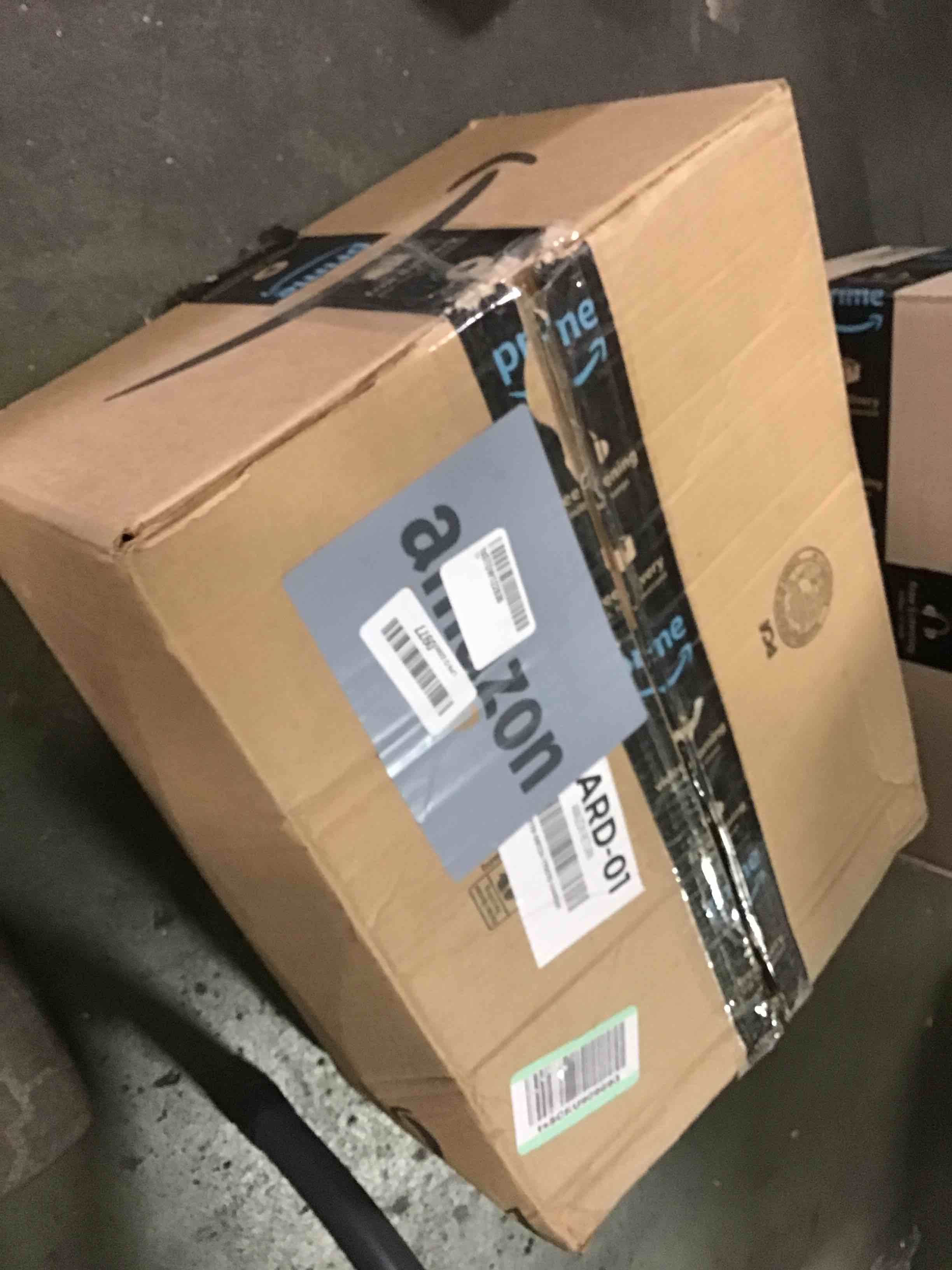 https://s3.amazonaws.com/lotting-images-prod/bidfta/BRN0244855_1729347341100.jpeg