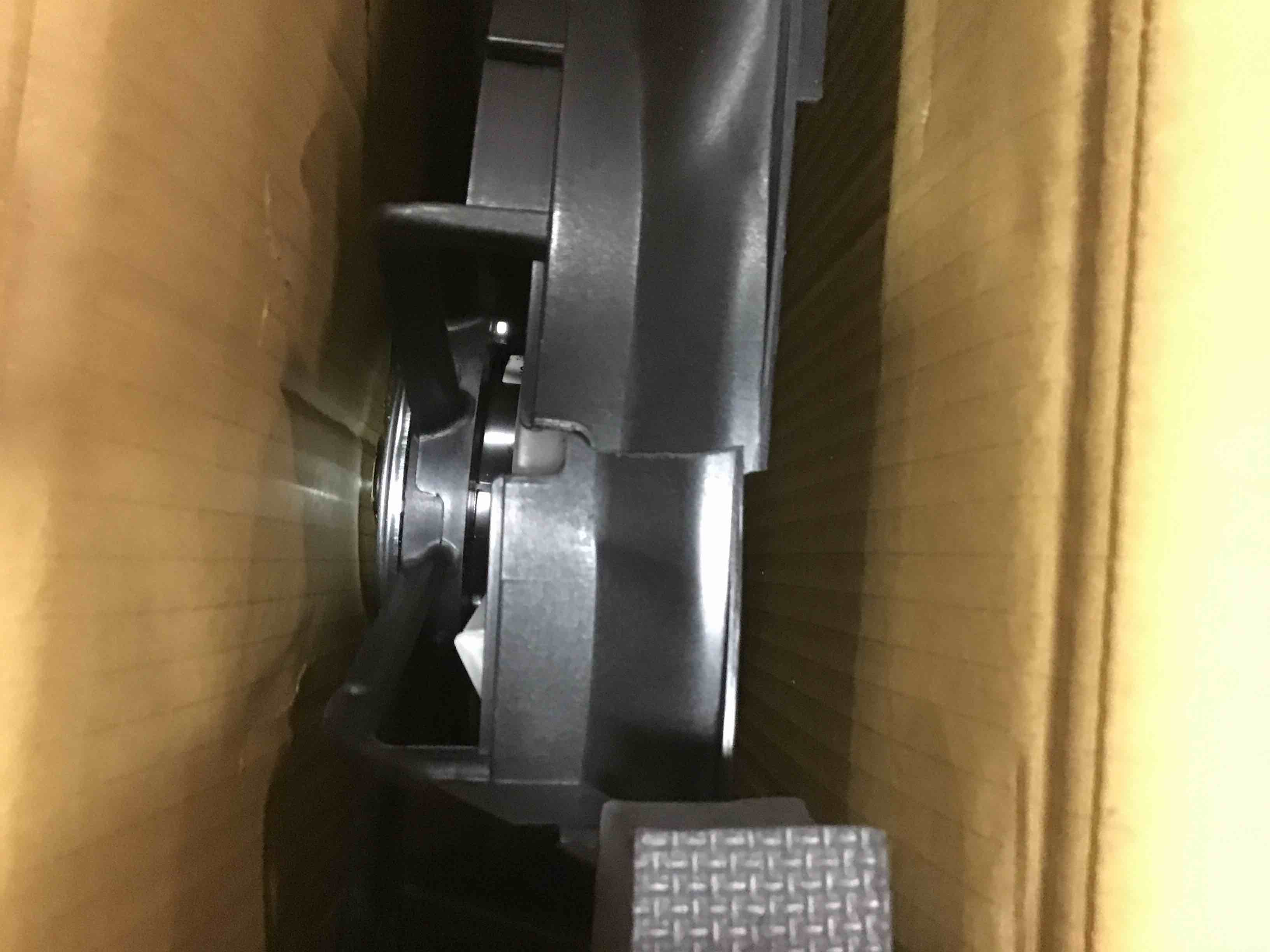 https://s3.amazonaws.com/lotting-images-prod/bidfta/BRN0244999_1729108935608.jpeg