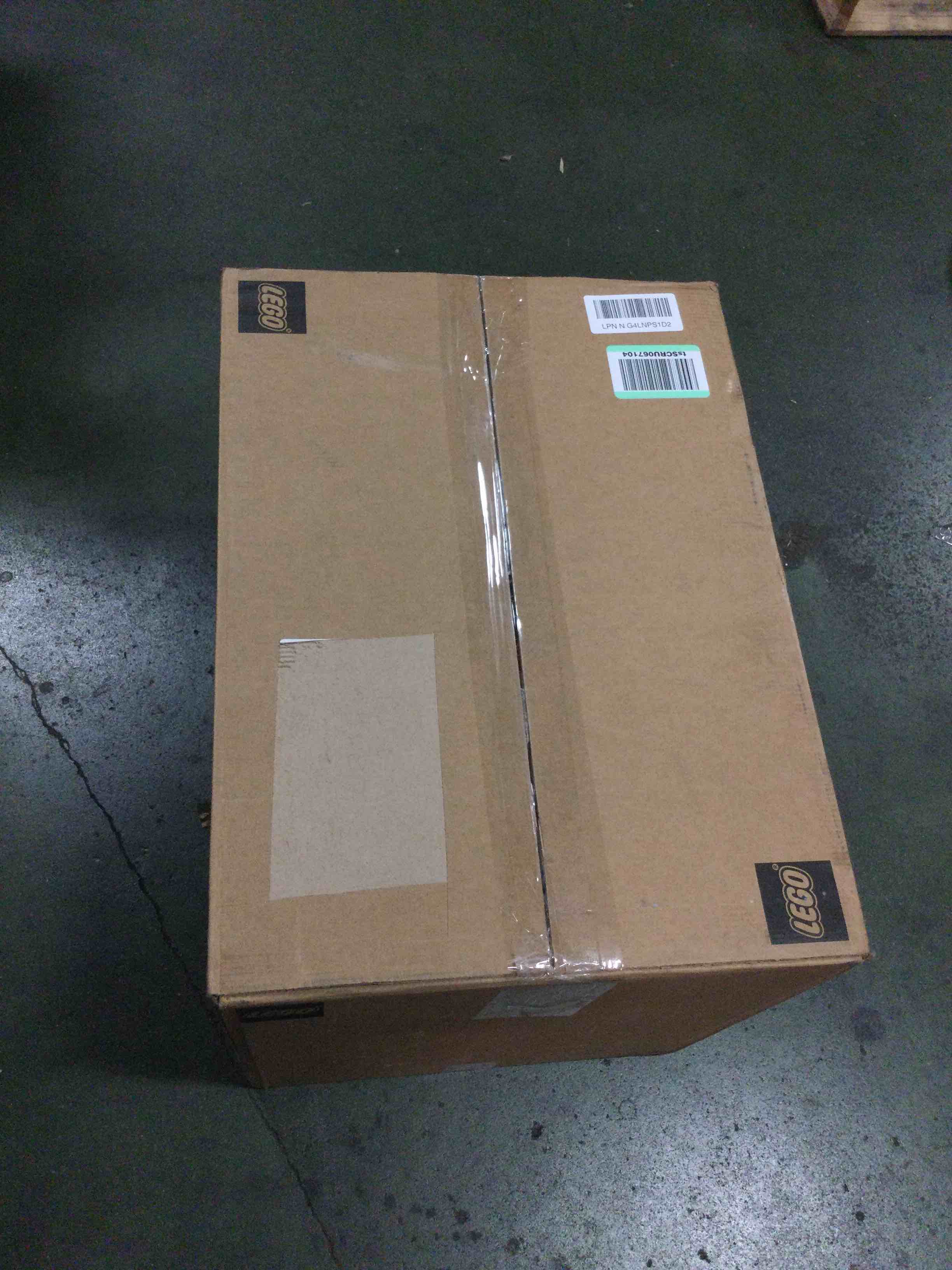 https://s3.amazonaws.com/lotting-images-prod/bidfta/BRN0245960_1728067443307.jpeg