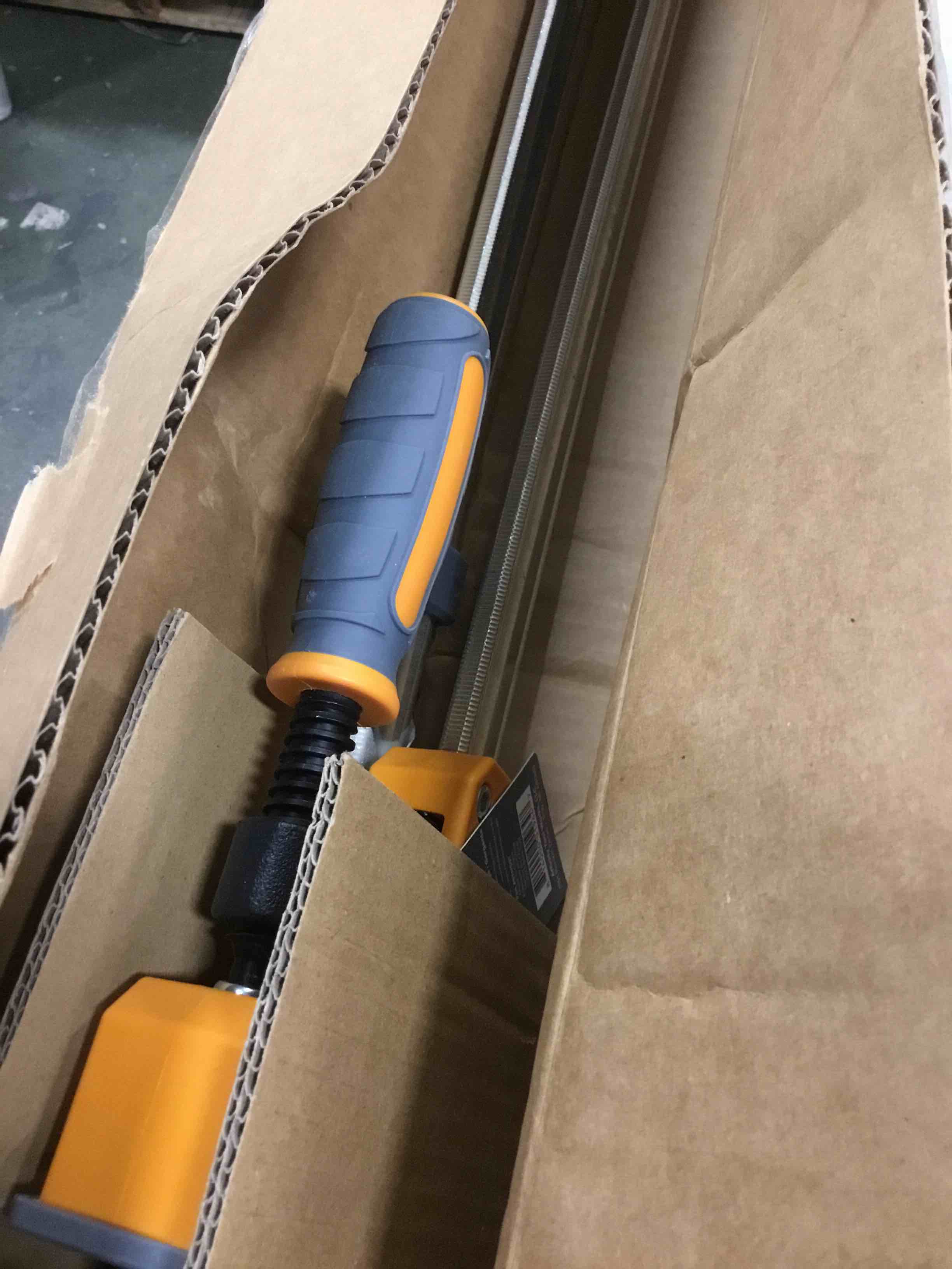 https://s3.amazonaws.com/lotting-images-prod/bidfta/BRN0246714_1730997797414.jpeg
