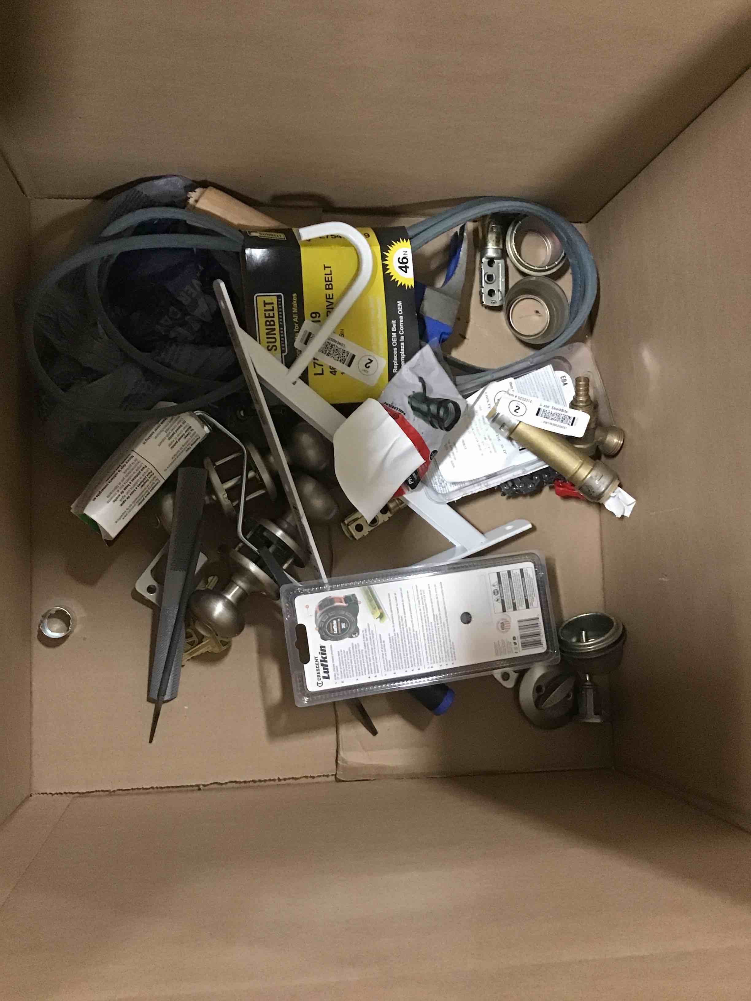 Assorted of Products for the Maintenance or Decoration of the Home (it can include a variety of sizes and models)