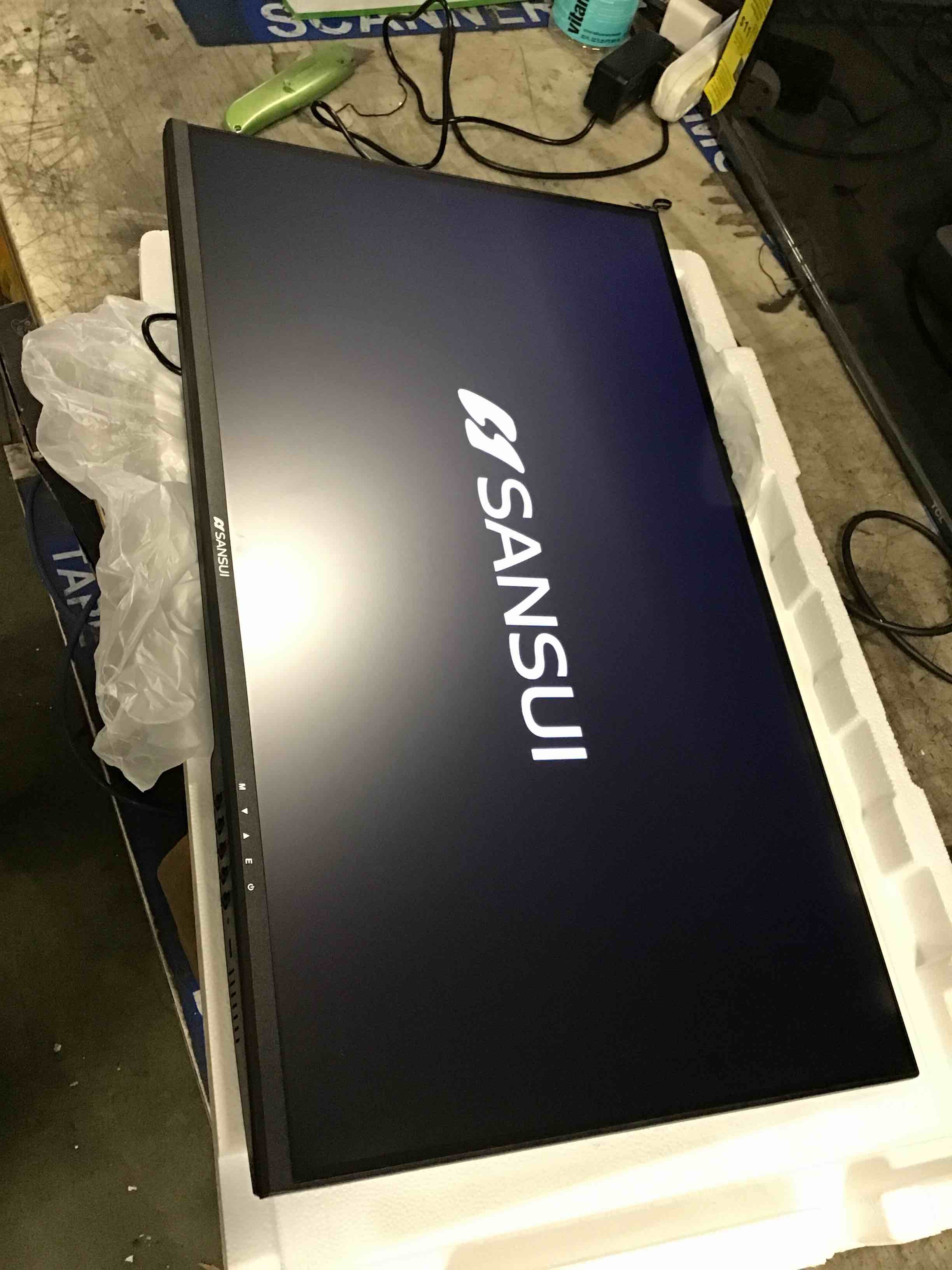 https://s3.amazonaws.com/lotting-images-prod/bidfta/BRN0247482_1730818128355.jpeg