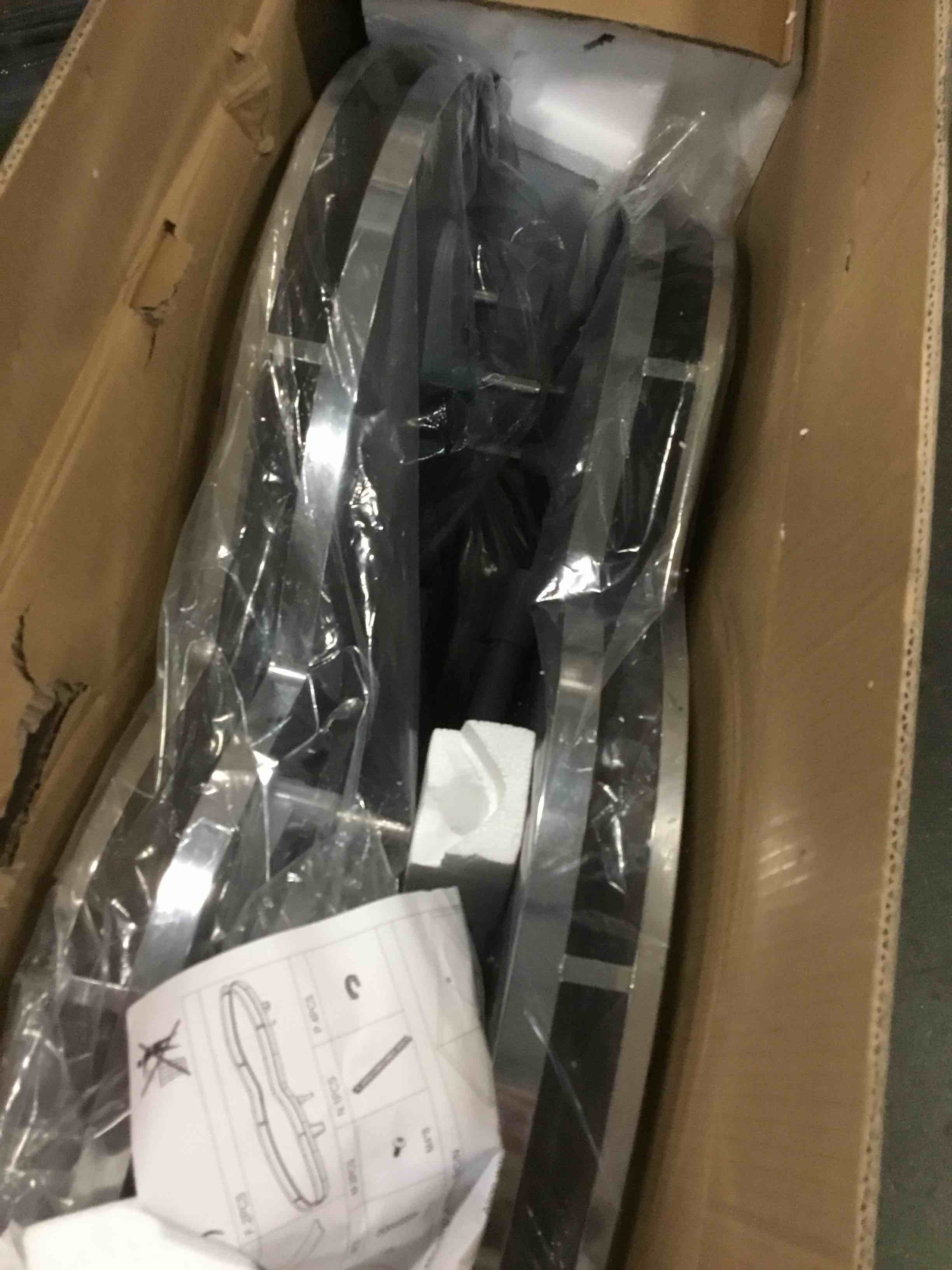 https://s3.amazonaws.com/lotting-images-prod/bidfta/BRN0247934_1730379451930.jpeg