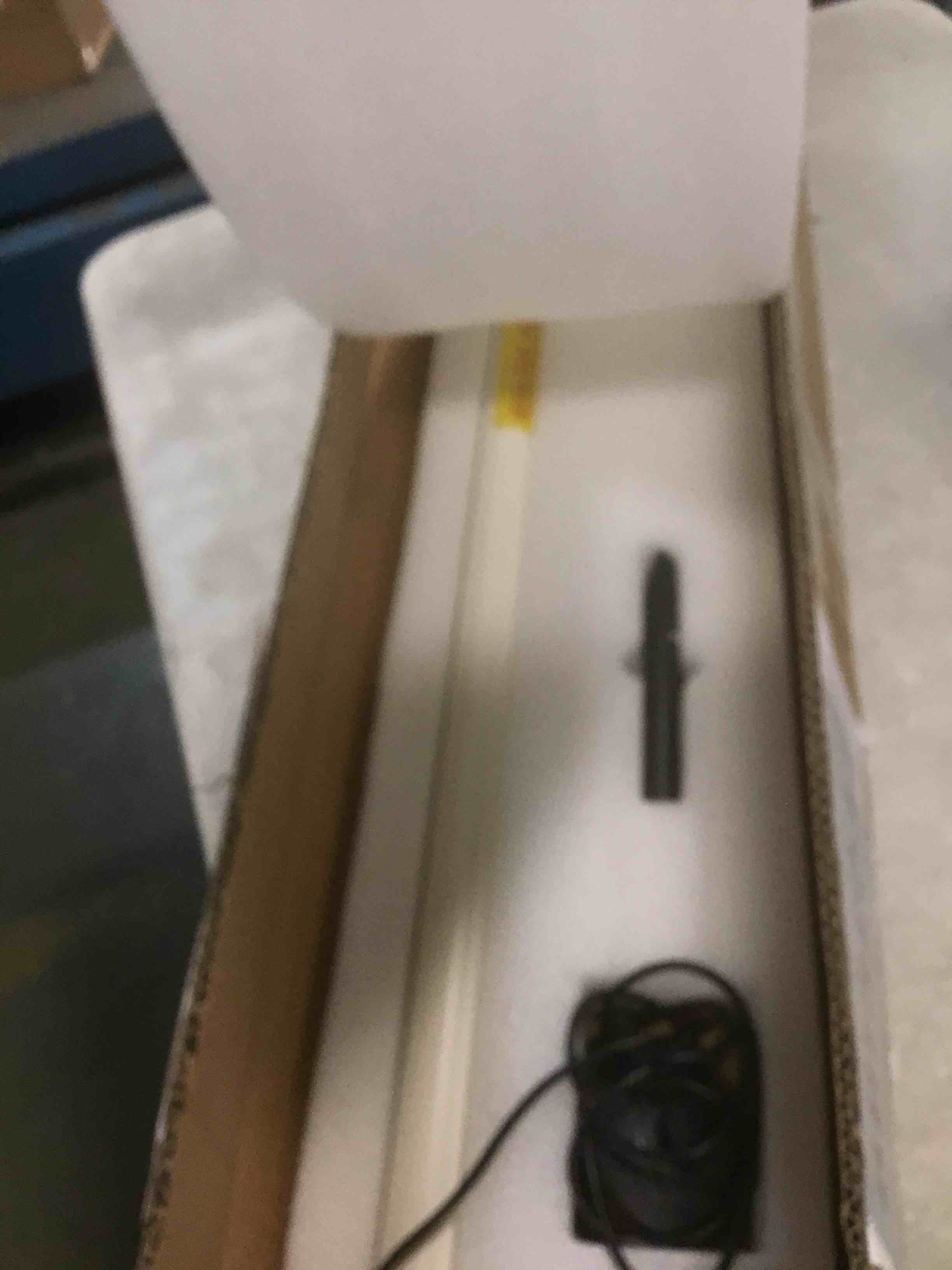 https://s3.amazonaws.com/lotting-images-prod/bidfta/BRN0248008_1734067790928.jpeg