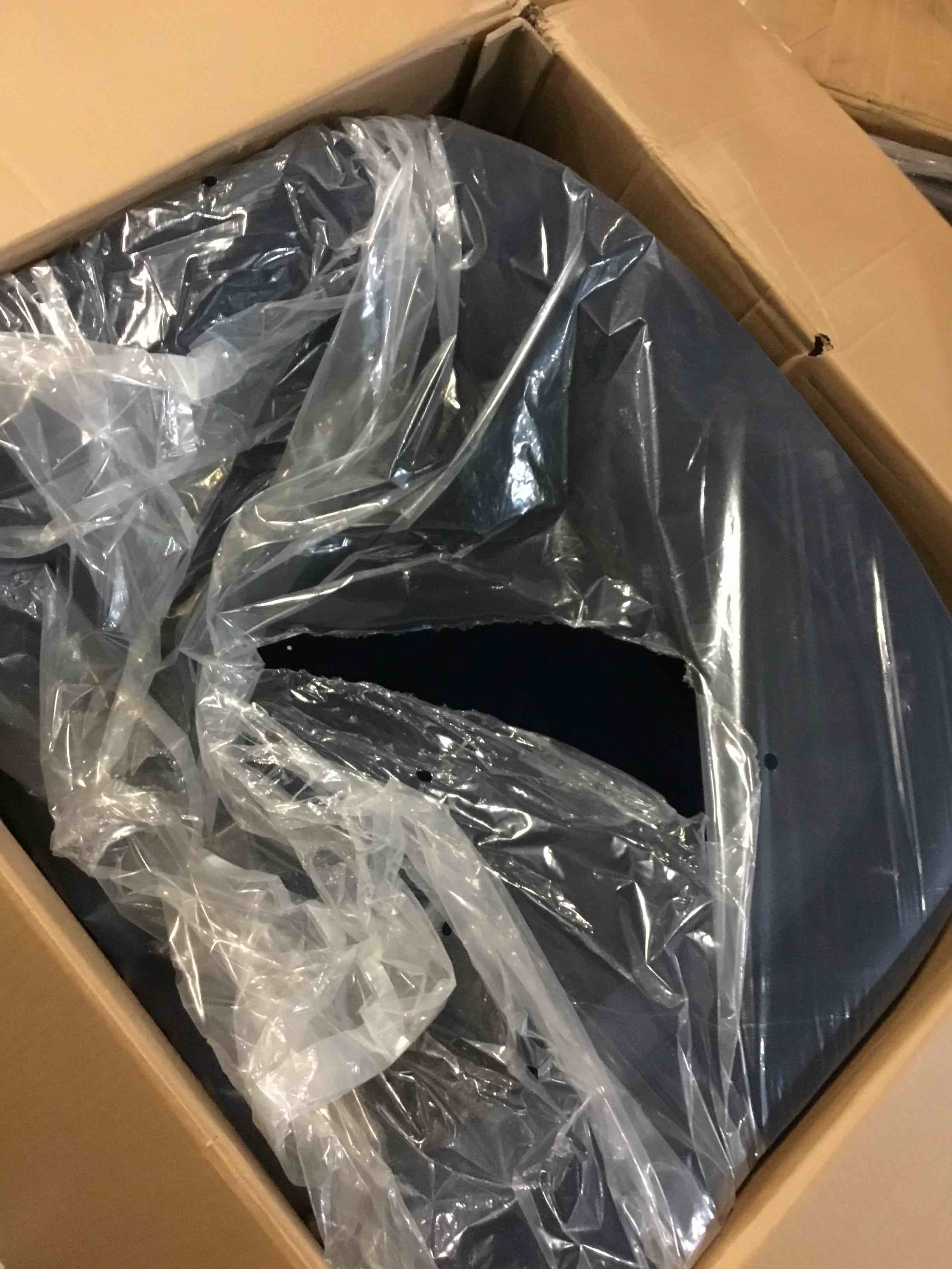 https://s3.amazonaws.com/lotting-images-prod/bidfta/BRN0248575_1733876985790.jpeg
