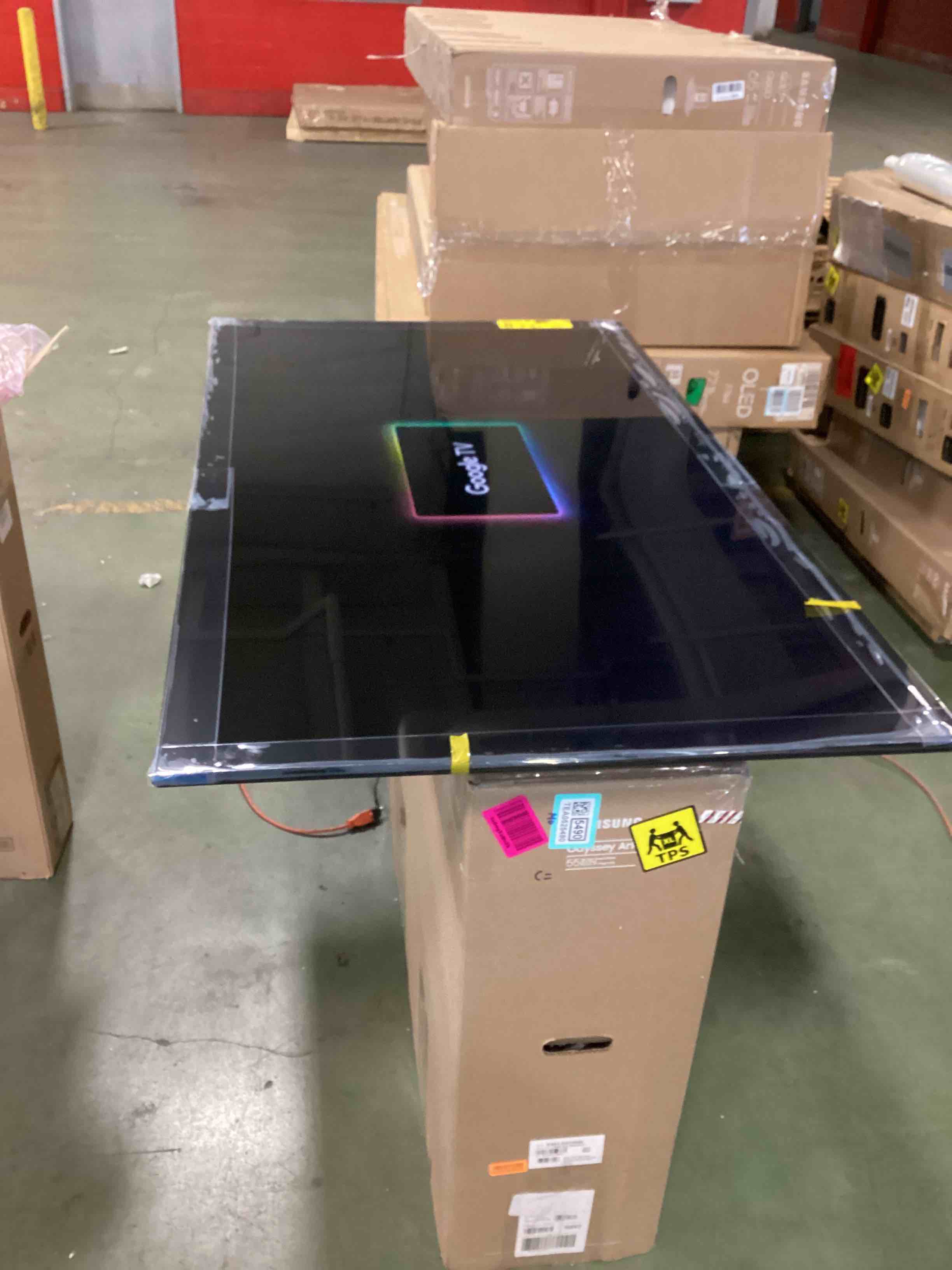 https://s3.amazonaws.com/lotting-images-prod/bidfta/BRN0248857_1733502867505.jpeg
