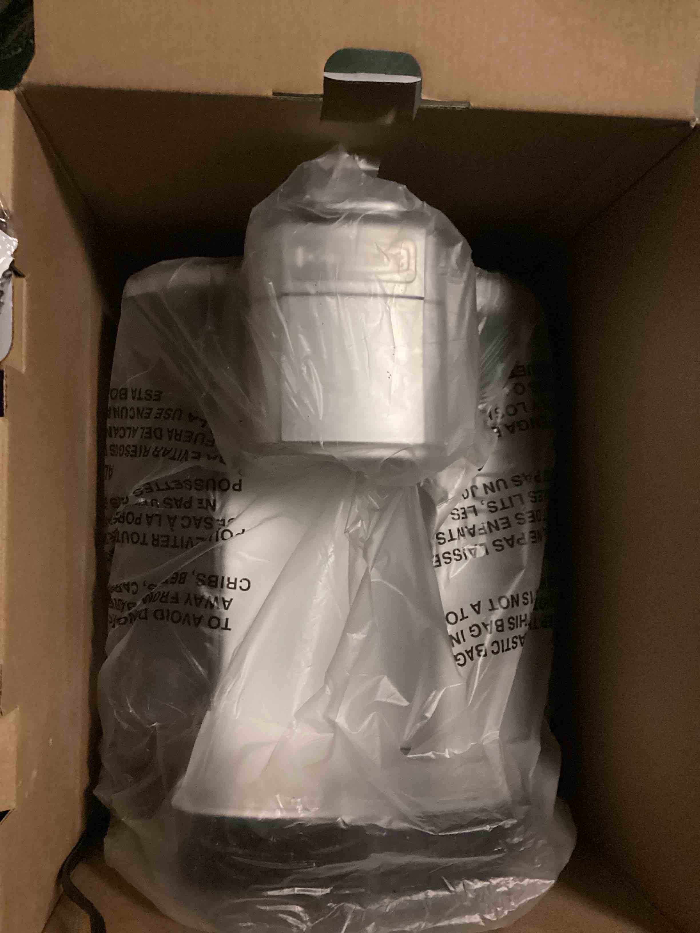 https://s3.amazonaws.com/lotting-images-prod/bidfta/BRN0249610_1732661585909.jpeg