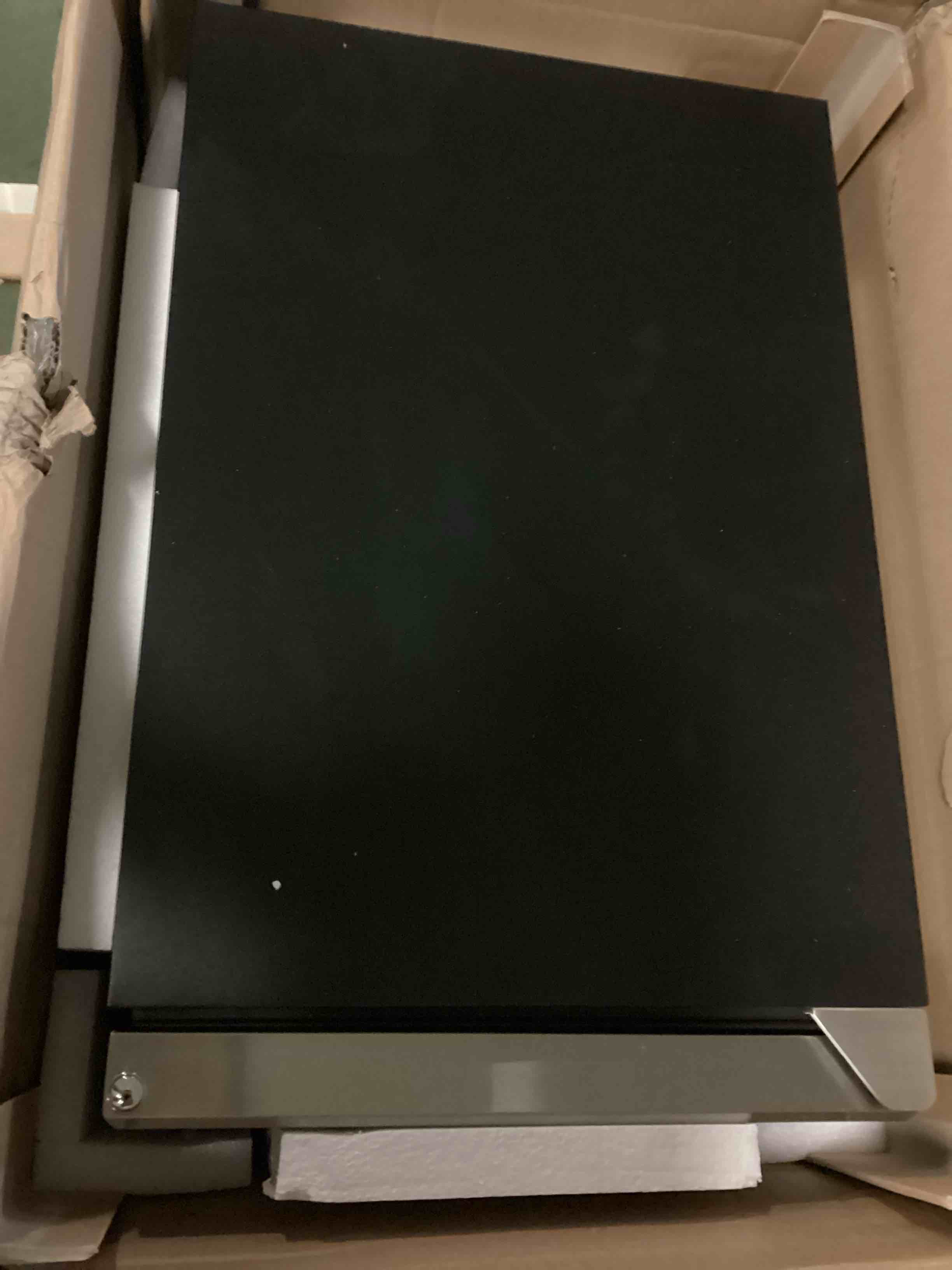 https://s3.amazonaws.com/lotting-images-prod/bidfta/BRN0249612_1732661119186.jpeg
