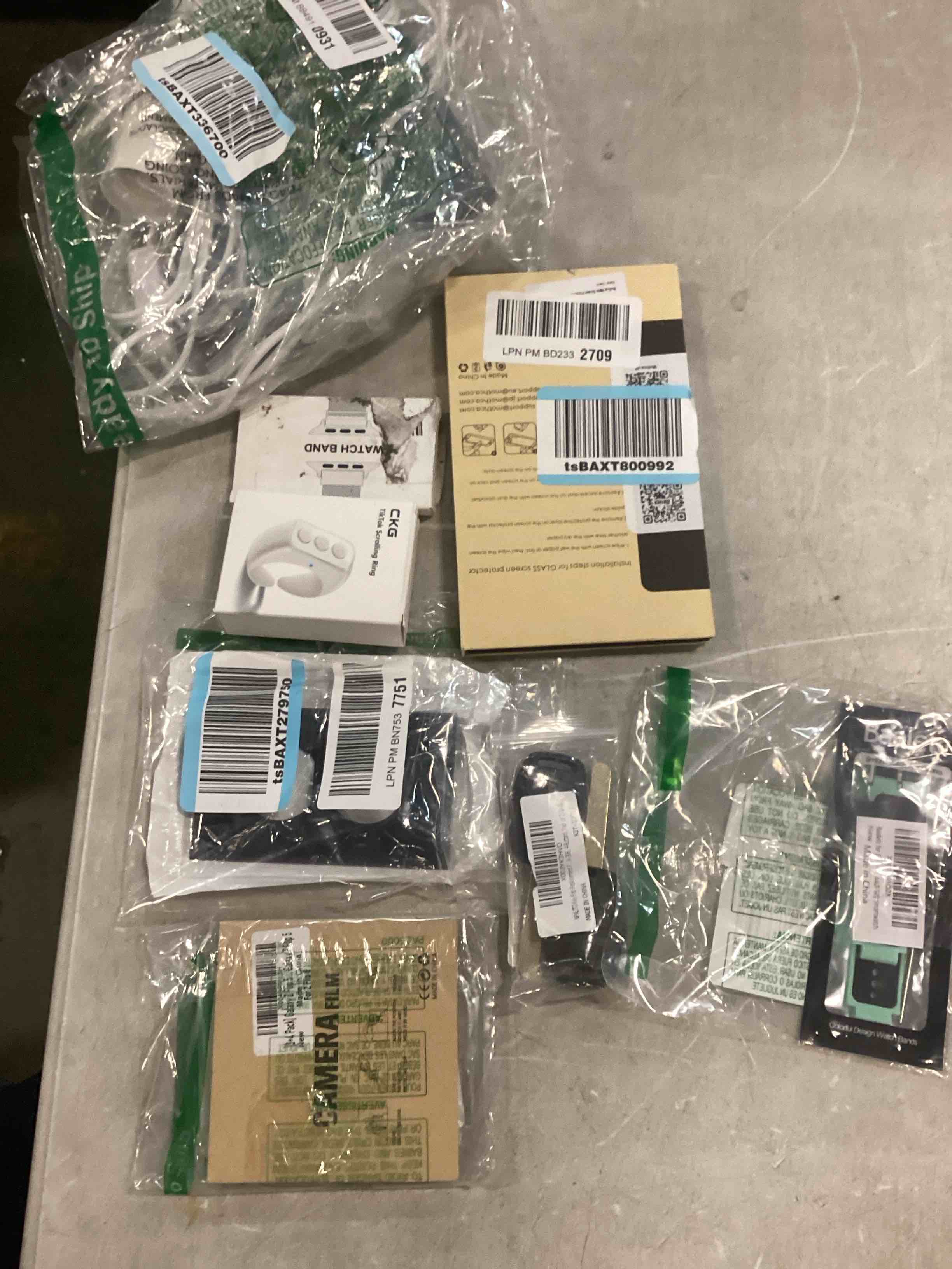 https://s3.amazonaws.com/lotting-images-prod/bidfta/BRN0249950_1732253225981.jpeg