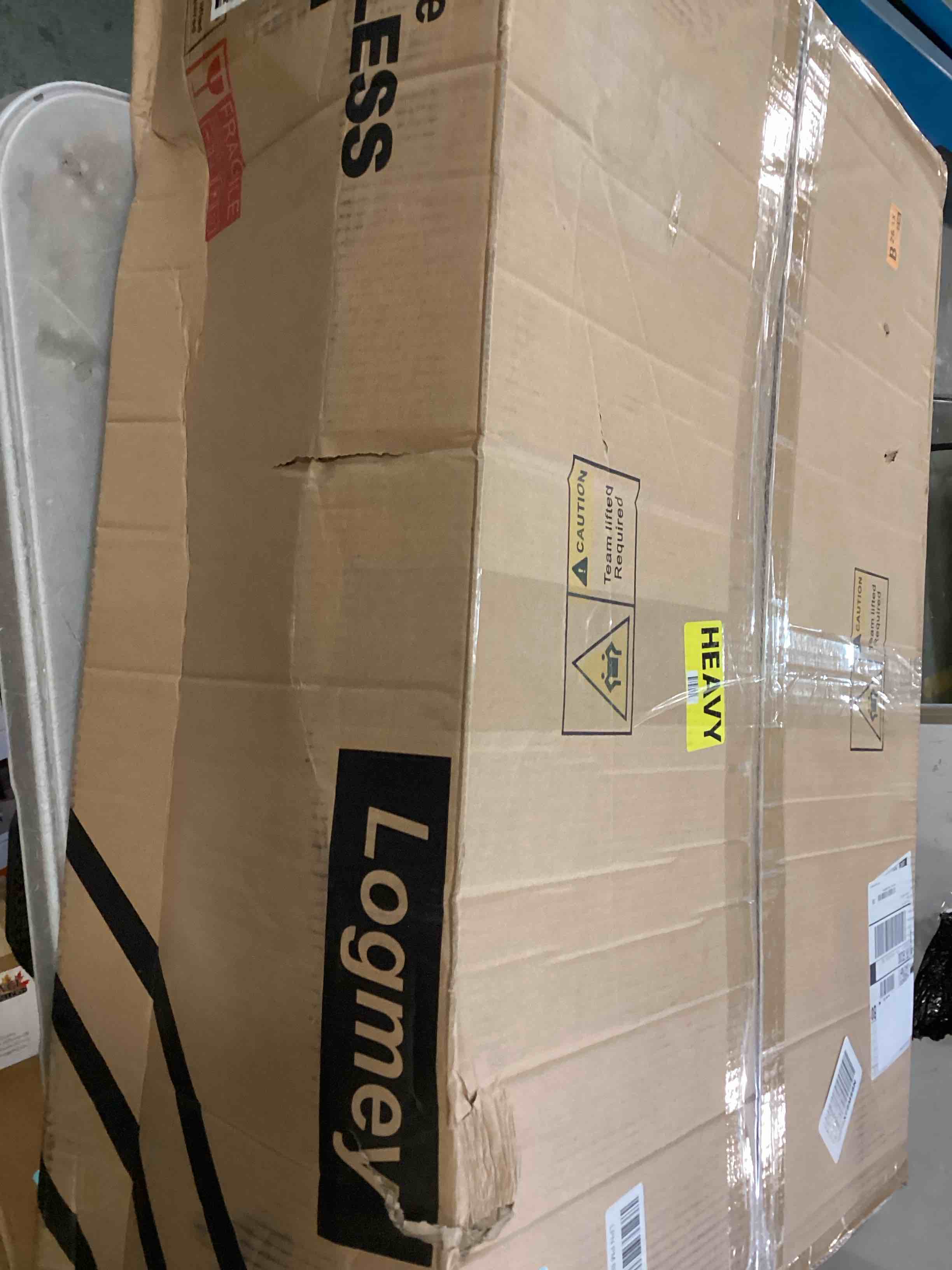 https://s3.amazonaws.com/lotting-images-prod/bidfta/BRN0250546_1729702495318.jpeg
