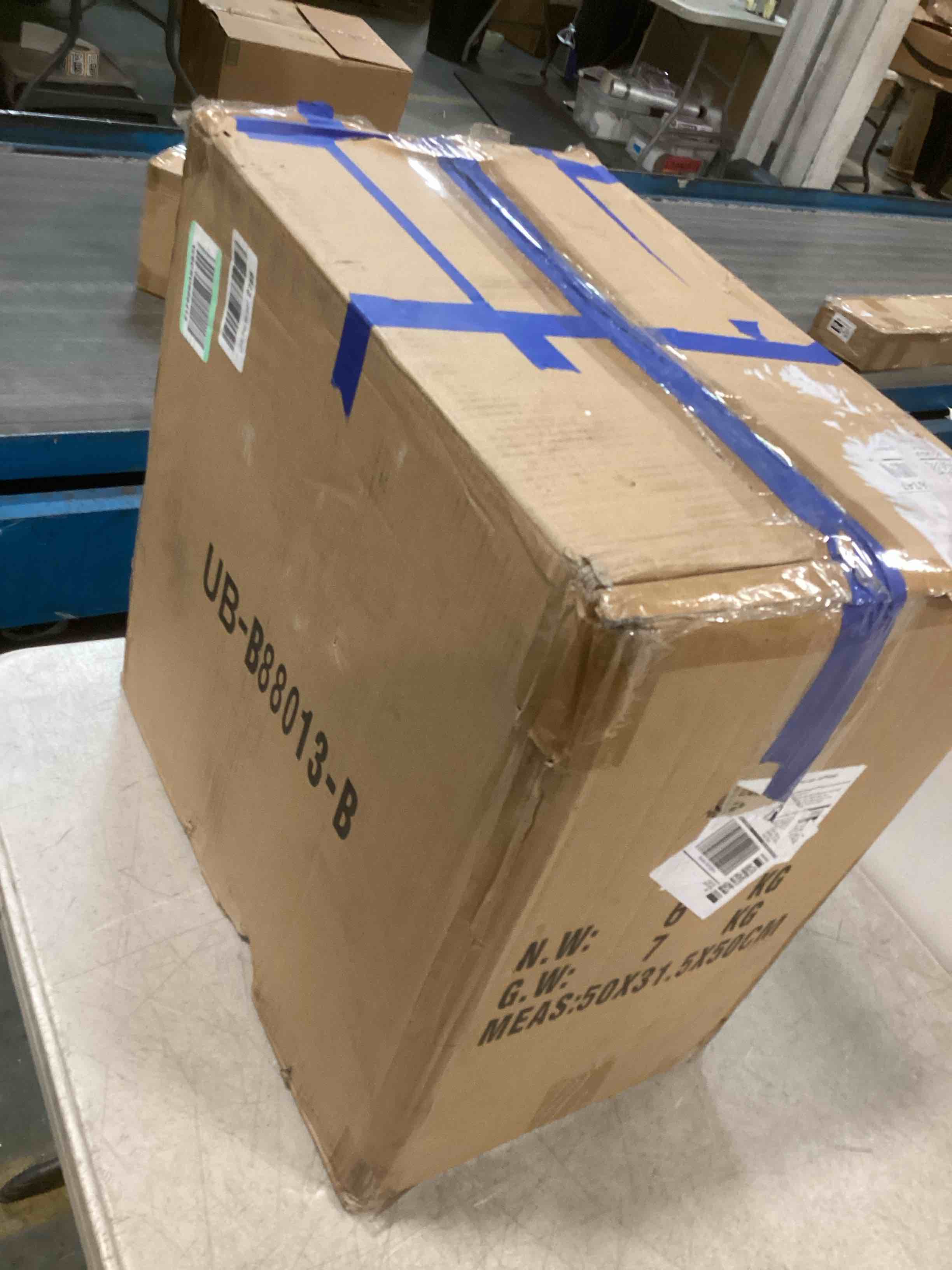 https://s3.amazonaws.com/lotting-images-prod/bidfta/BRN0256432_1728991503648.jpeg