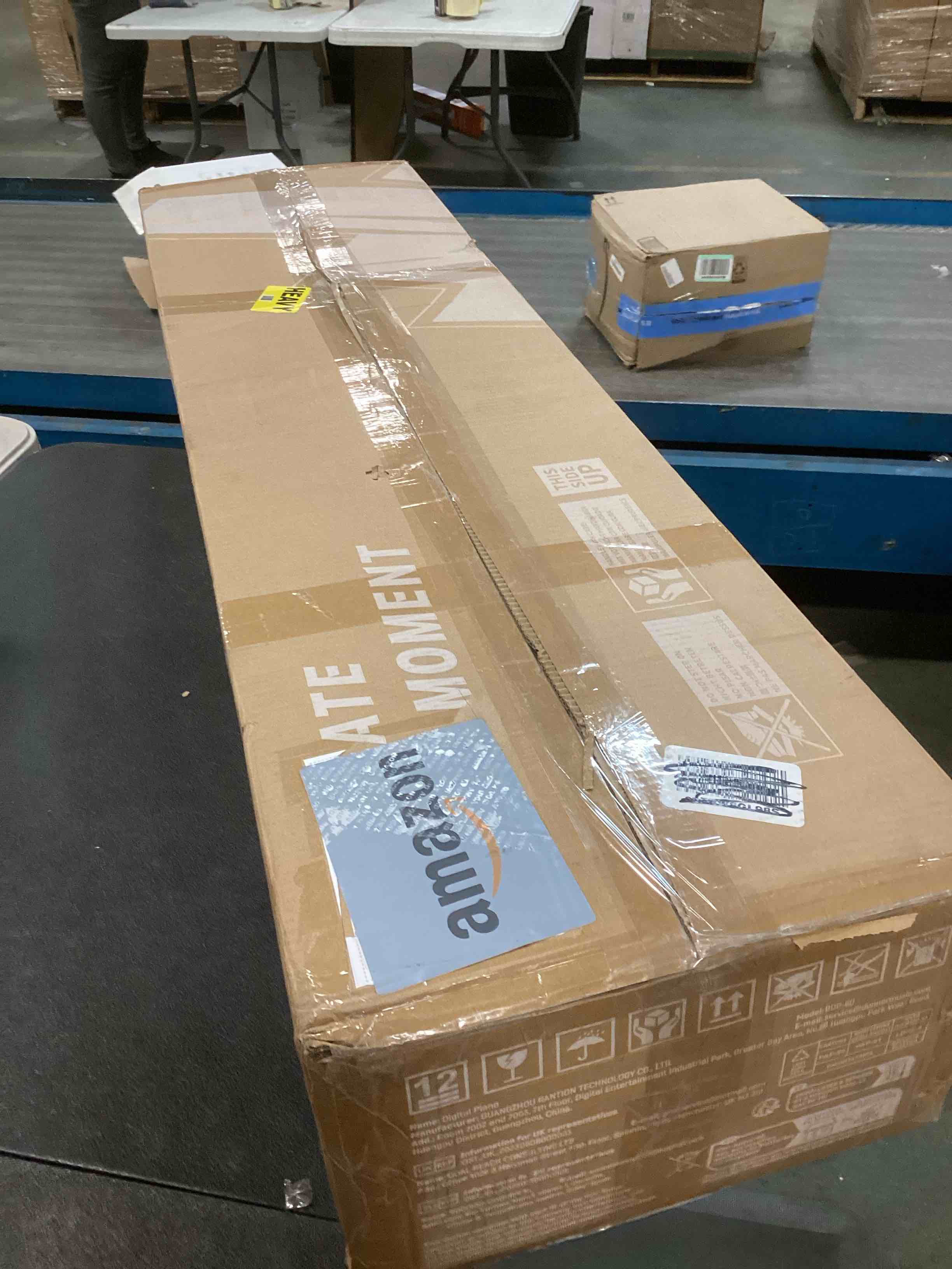 https://s3.amazonaws.com/lotting-images-prod/bidfta/BRN0256718_1728904969087.jpeg