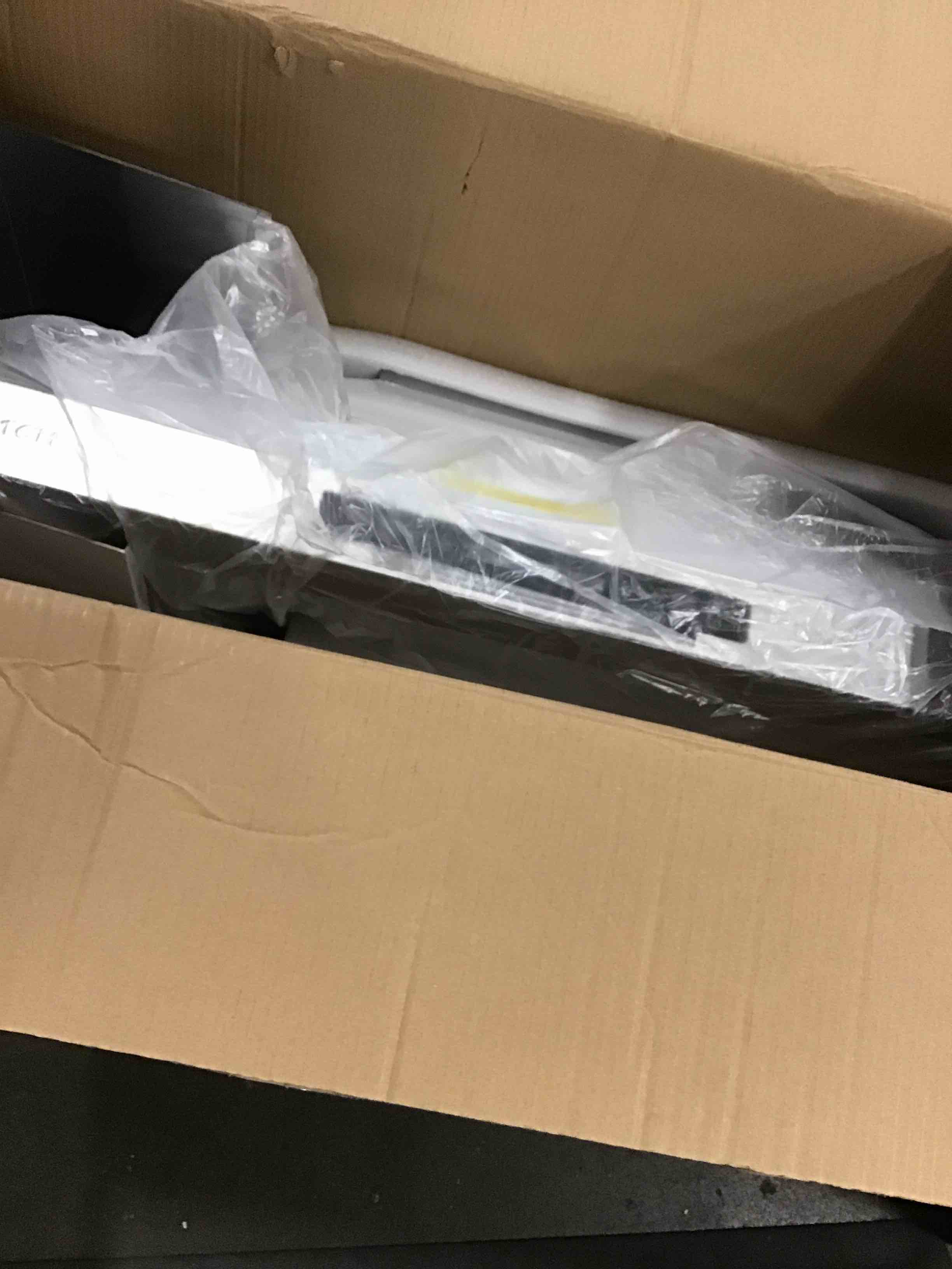 https://s3.amazonaws.com/lotting-images-prod/bidfta/BRN0258981_1729768376401.jpeg