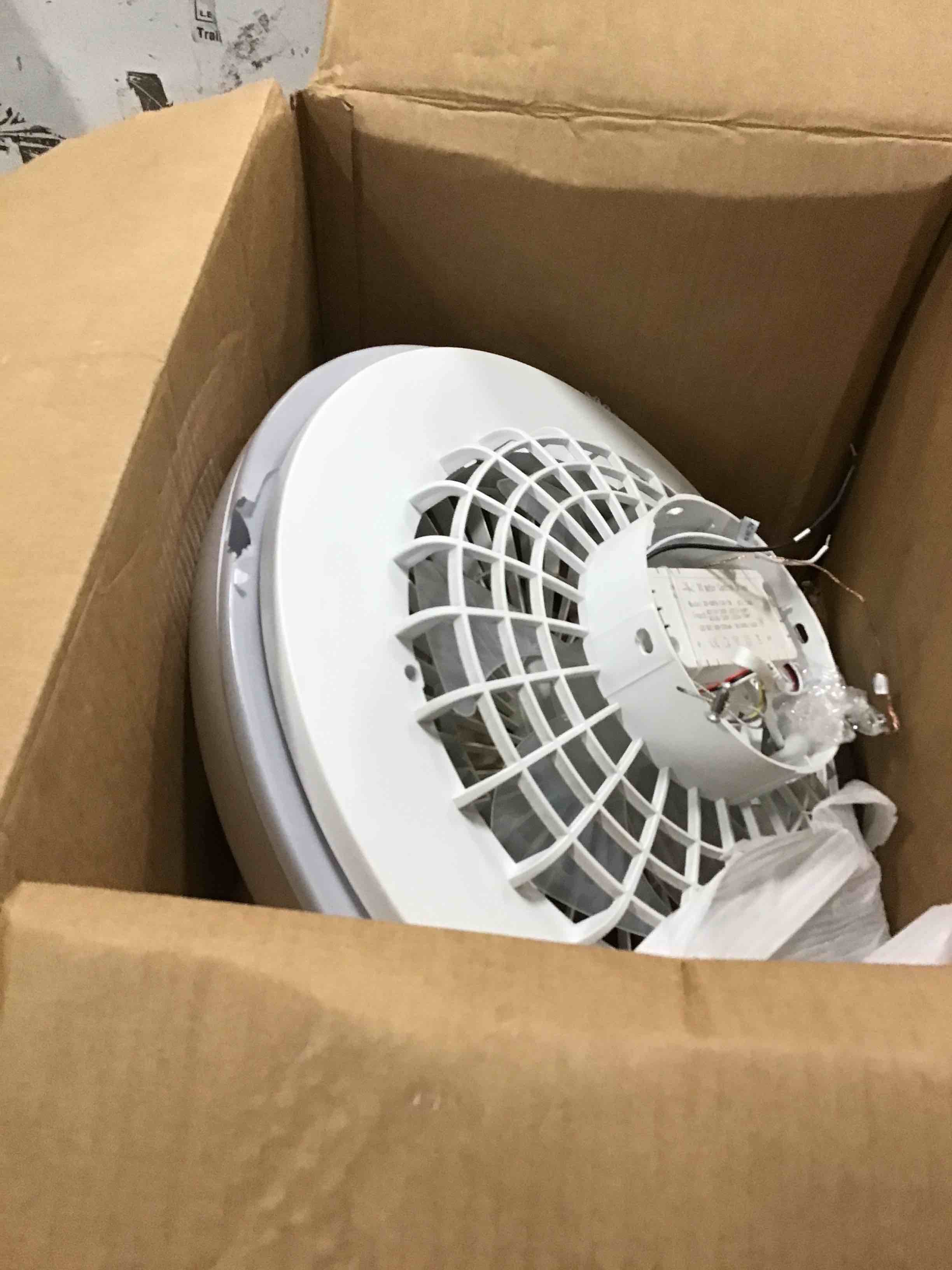 https://s3.amazonaws.com/lotting-images-prod/bidfta/BRN0259485_1729597016661.jpeg