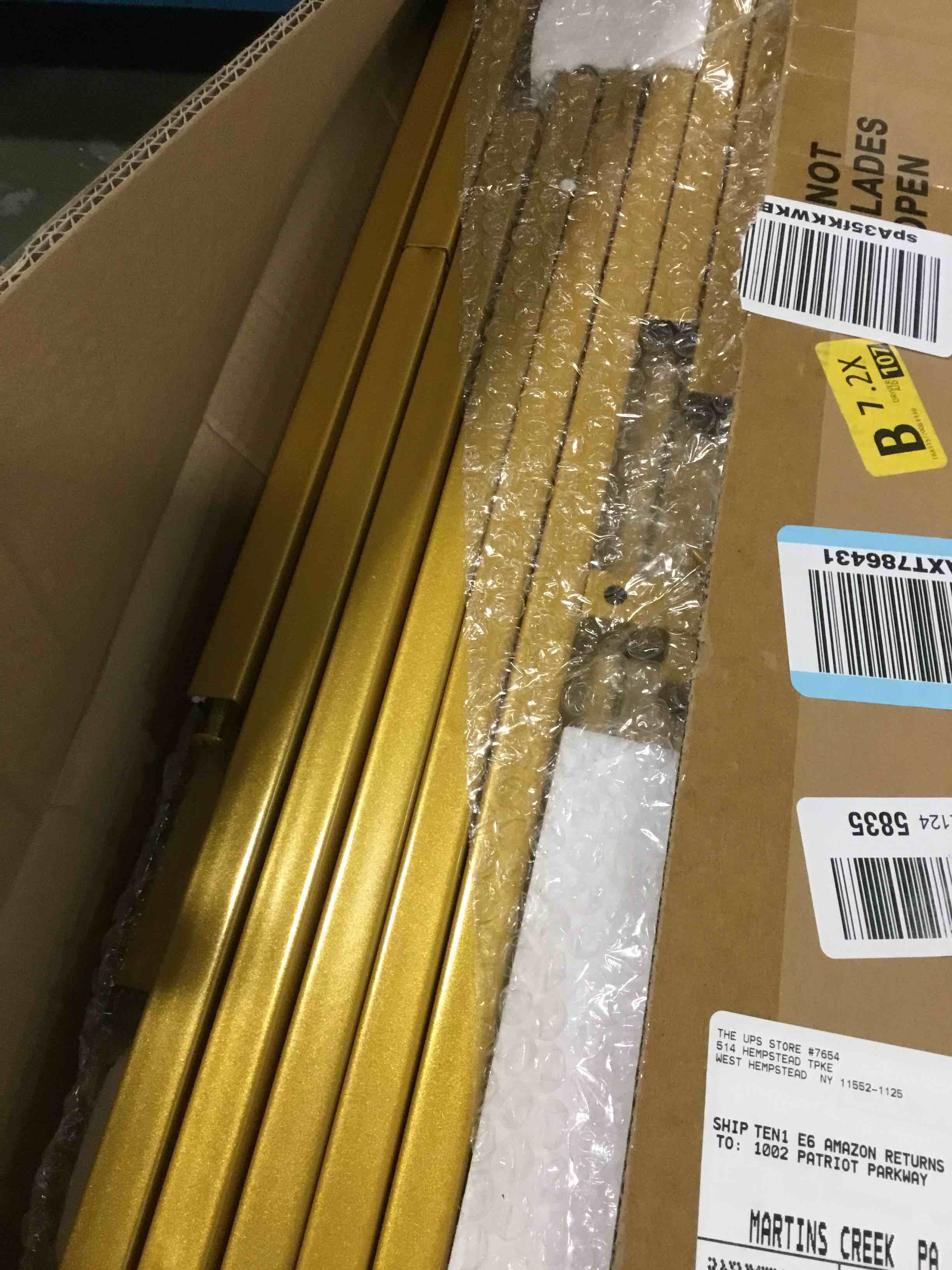 https://s3.amazonaws.com/lotting-images-prod/bidfta/BRN0260091_1729510314863.jpeg